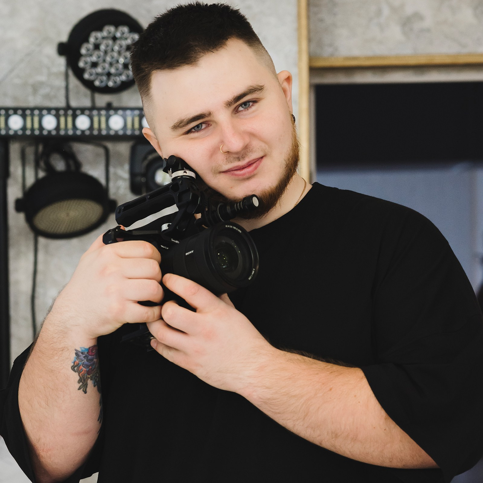 Контакты. Андрей Рябов — видеосъёмка для частных и коммерческих проектов