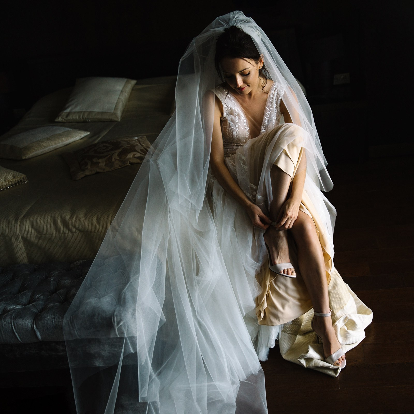 Свадебная фотосессия в студии в Минске — циклорама и профессиональный свет при любой погоде