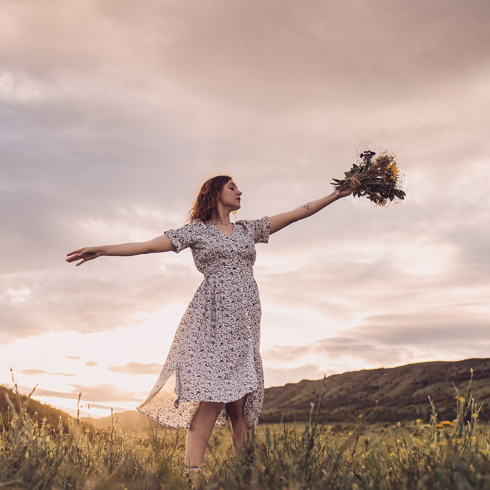 Контакты. Фотограф Наталья Гончарова. Снимаю живые портреты в Алматы