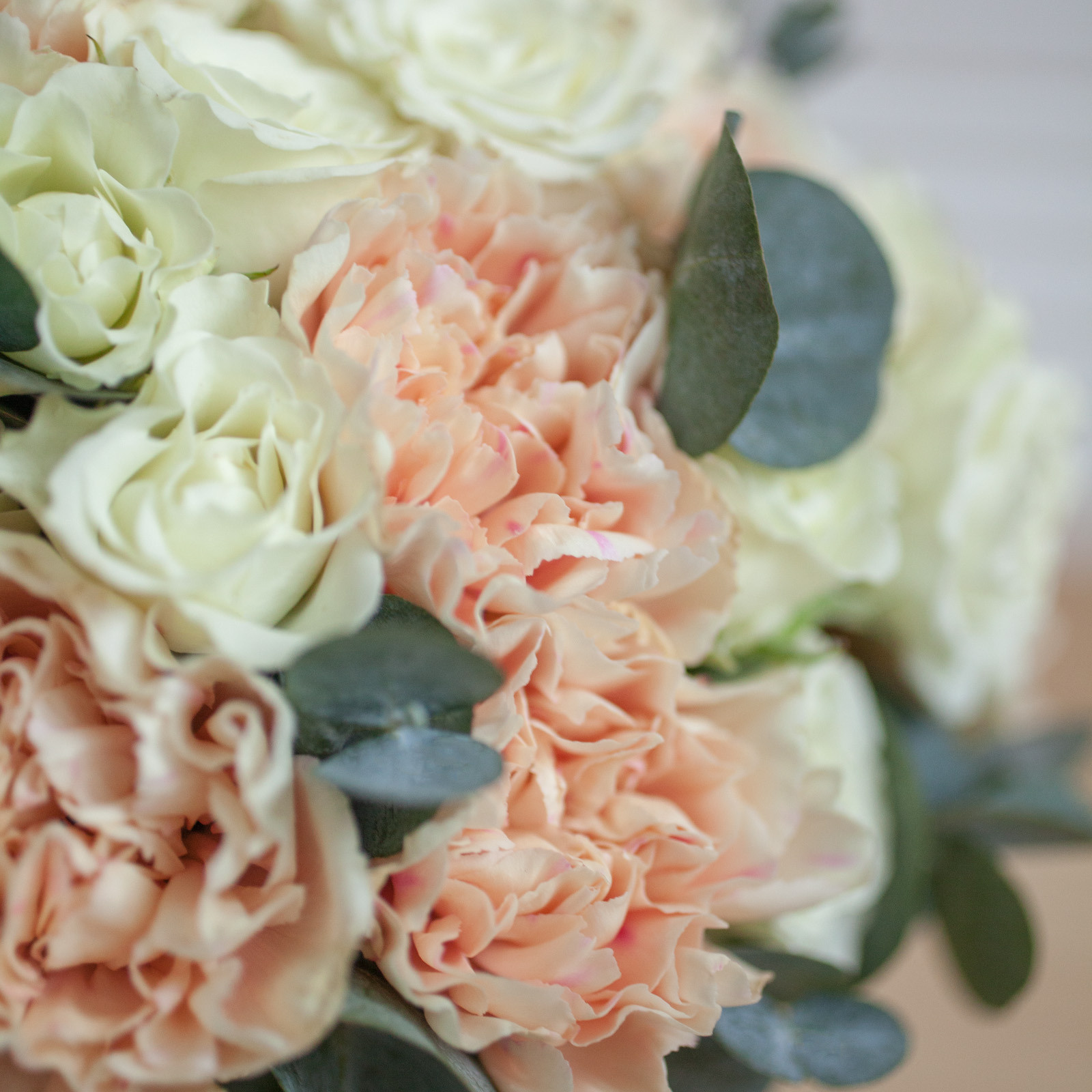 Карамельный гвоздики, флорист Маргарита Гладкова