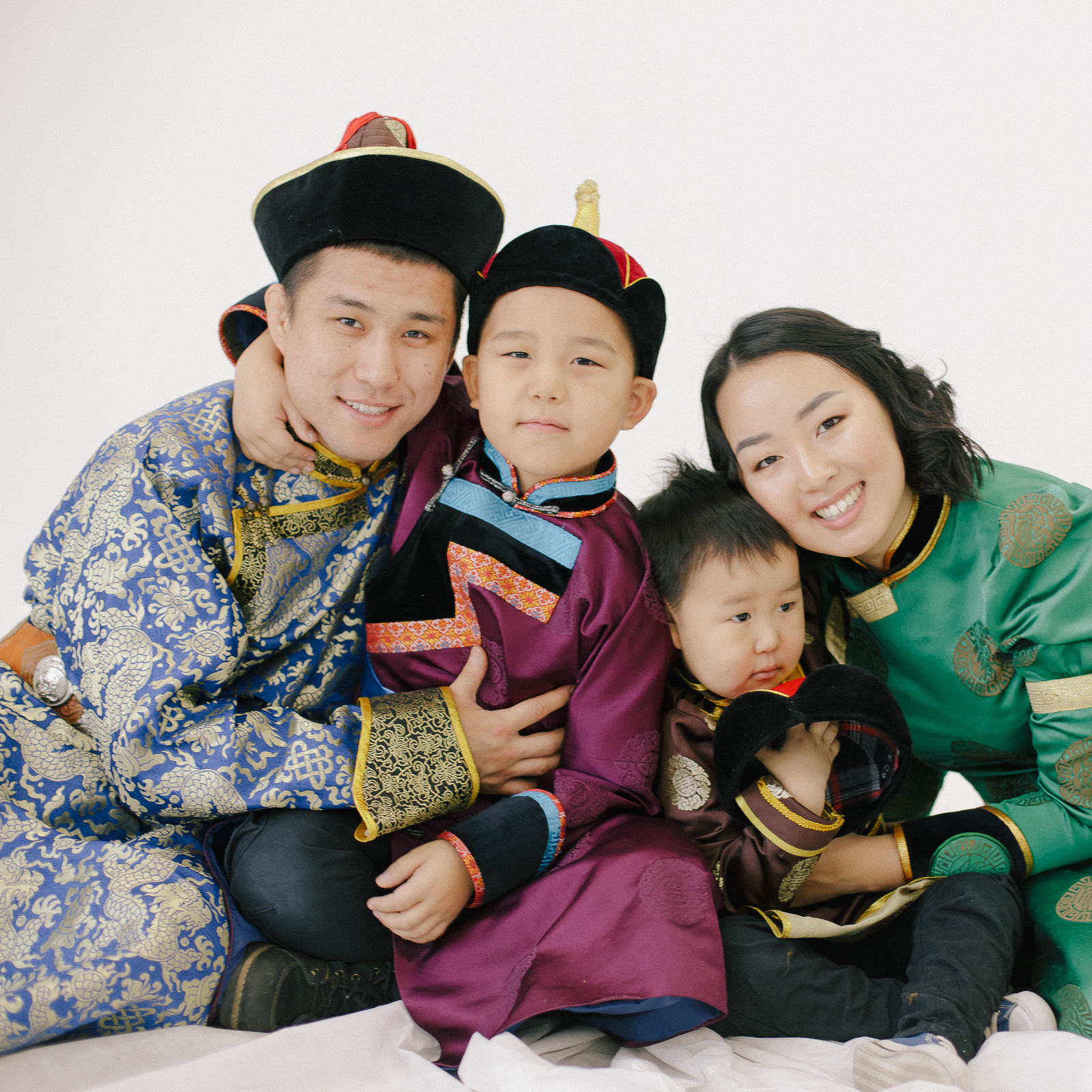 Контакты. Семейный и детский фотограф в г. Улан-Удэ