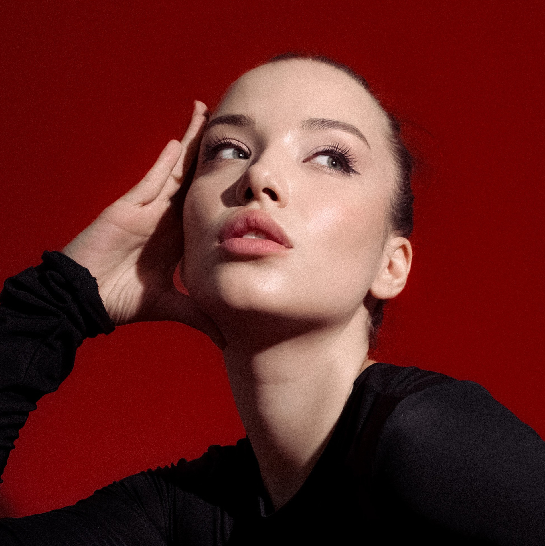 Контакты. Концептуальный художник Сушкова Софья Москва