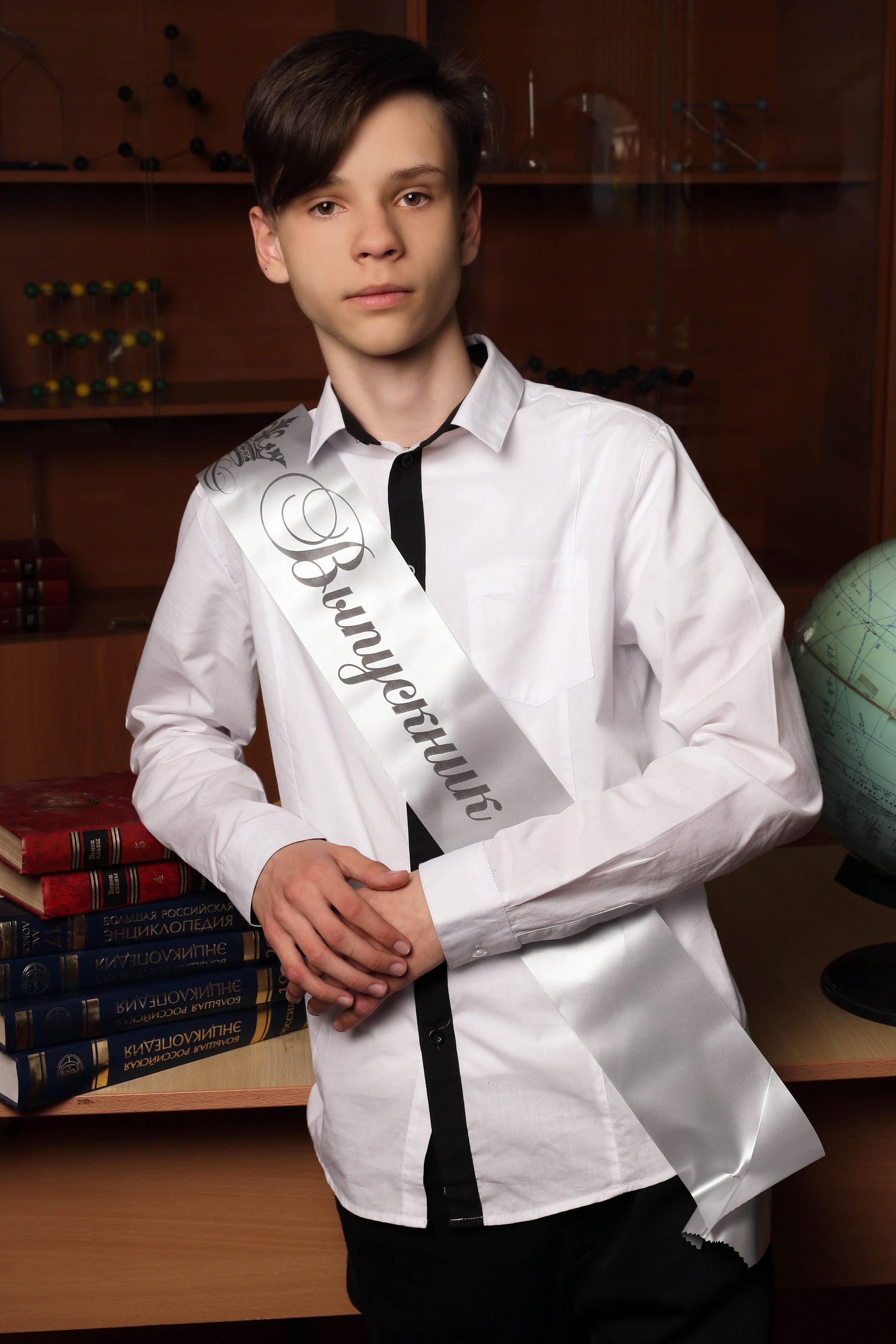 Примеры выпускных фотоальбомов. Свадебный фотограф ростовская область