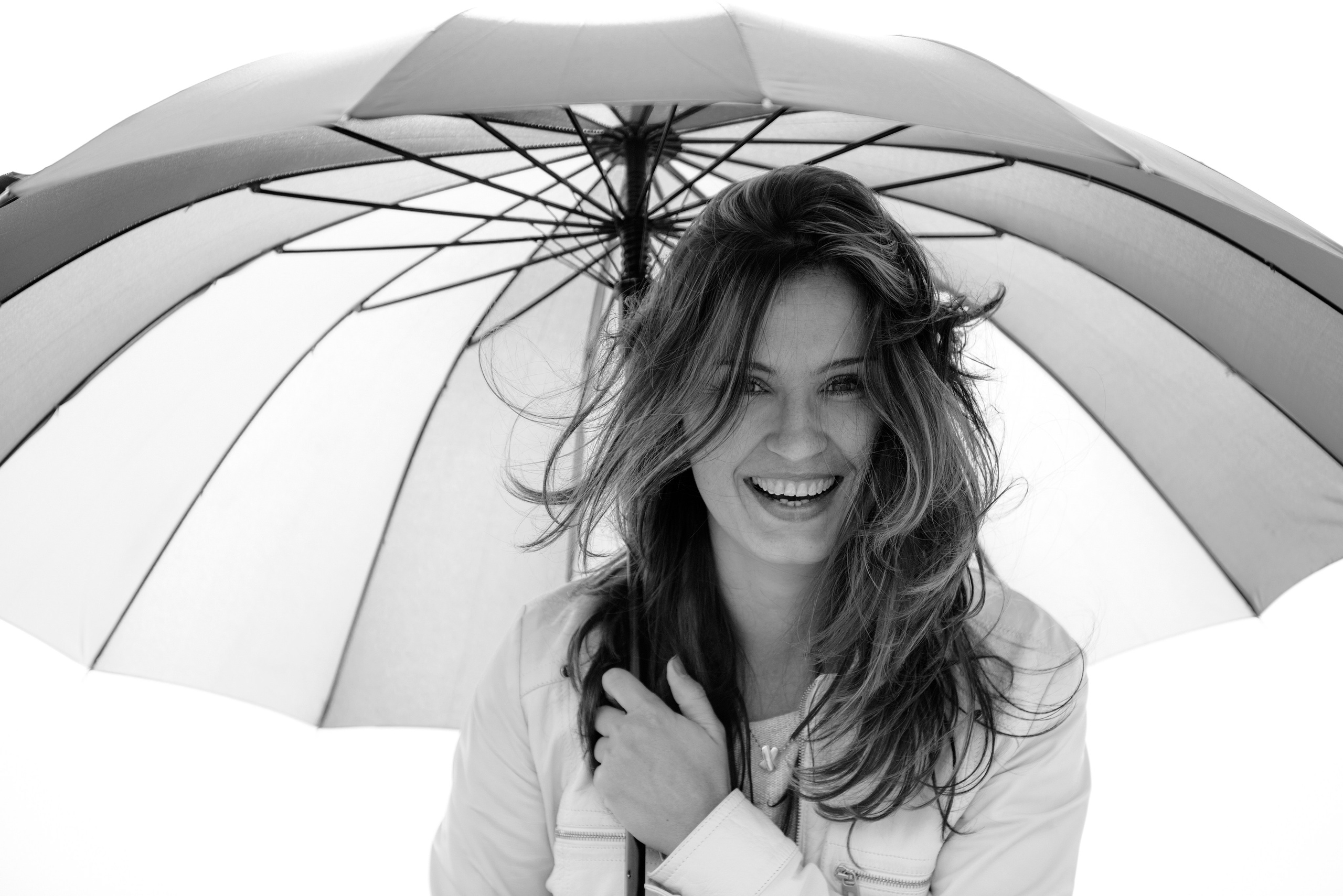 Чёрно-белая фотография — арт-серия о свете, эмоциях и форме