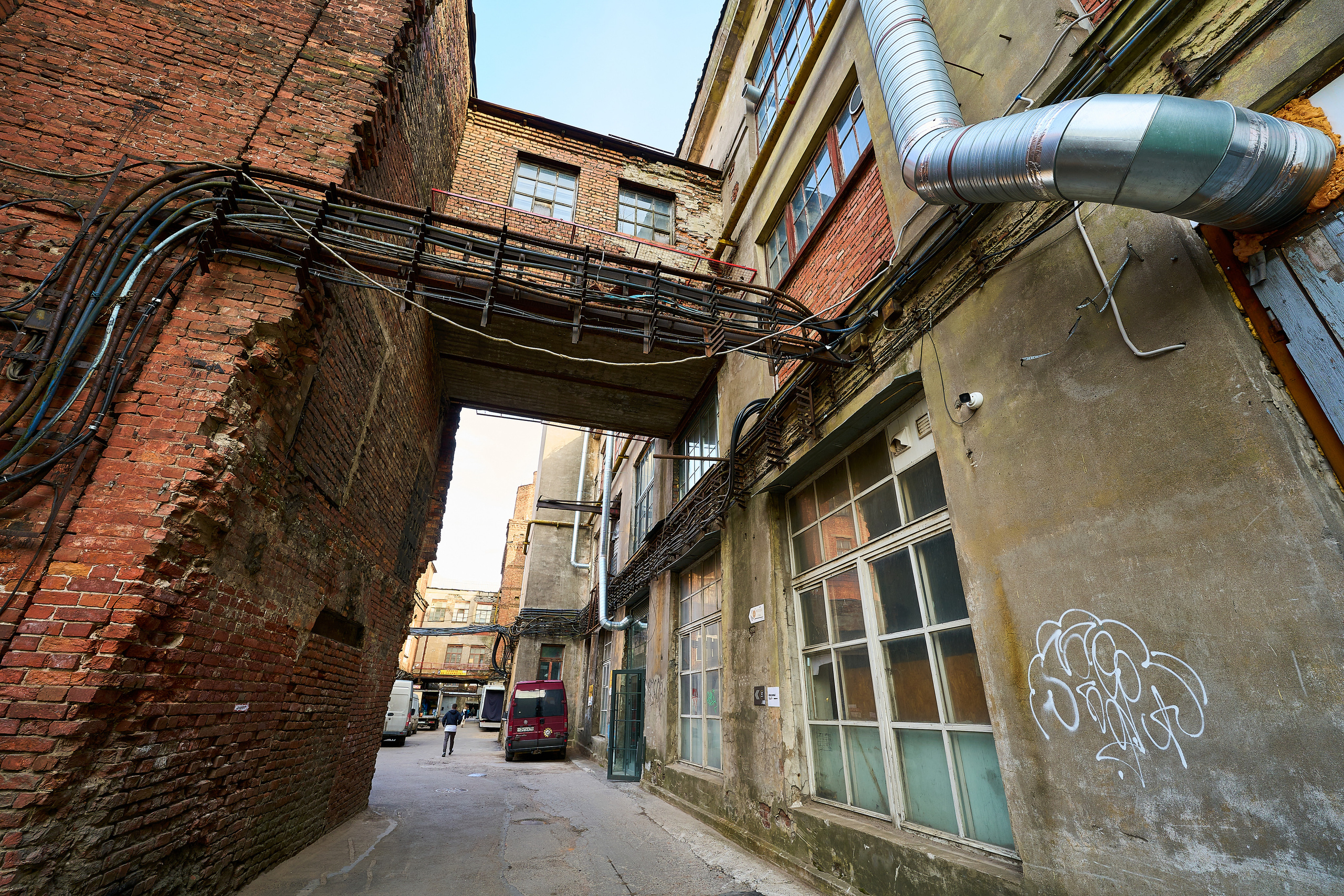 Задворки Севкабель Порта в Санкт-Петербурге