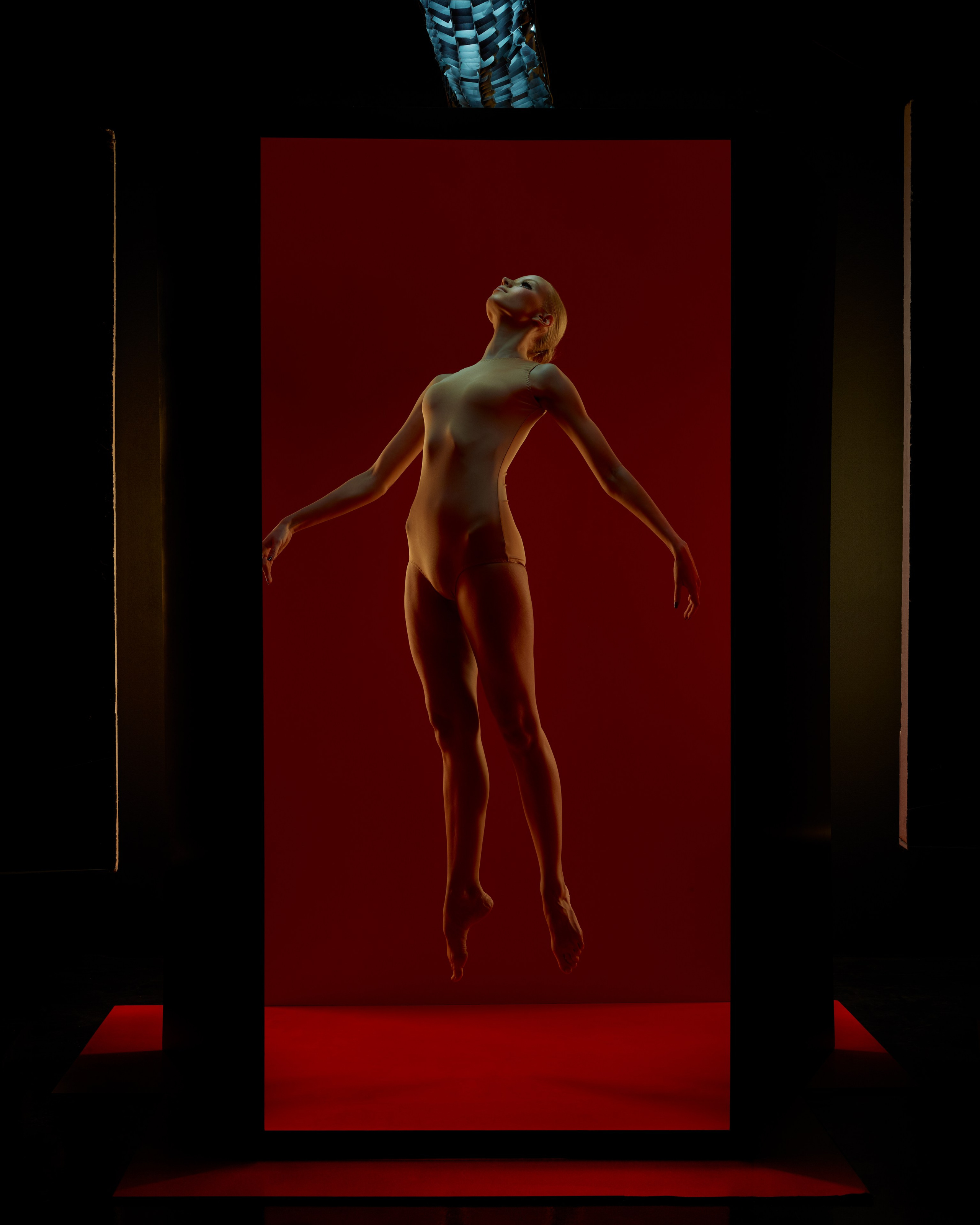 Проект «Ihmiselämän Nukke» (Кукла Человеческой Жизни). Креативный продюсер, фотограф, режиссёр Але Мааранен (Ale Määranen)