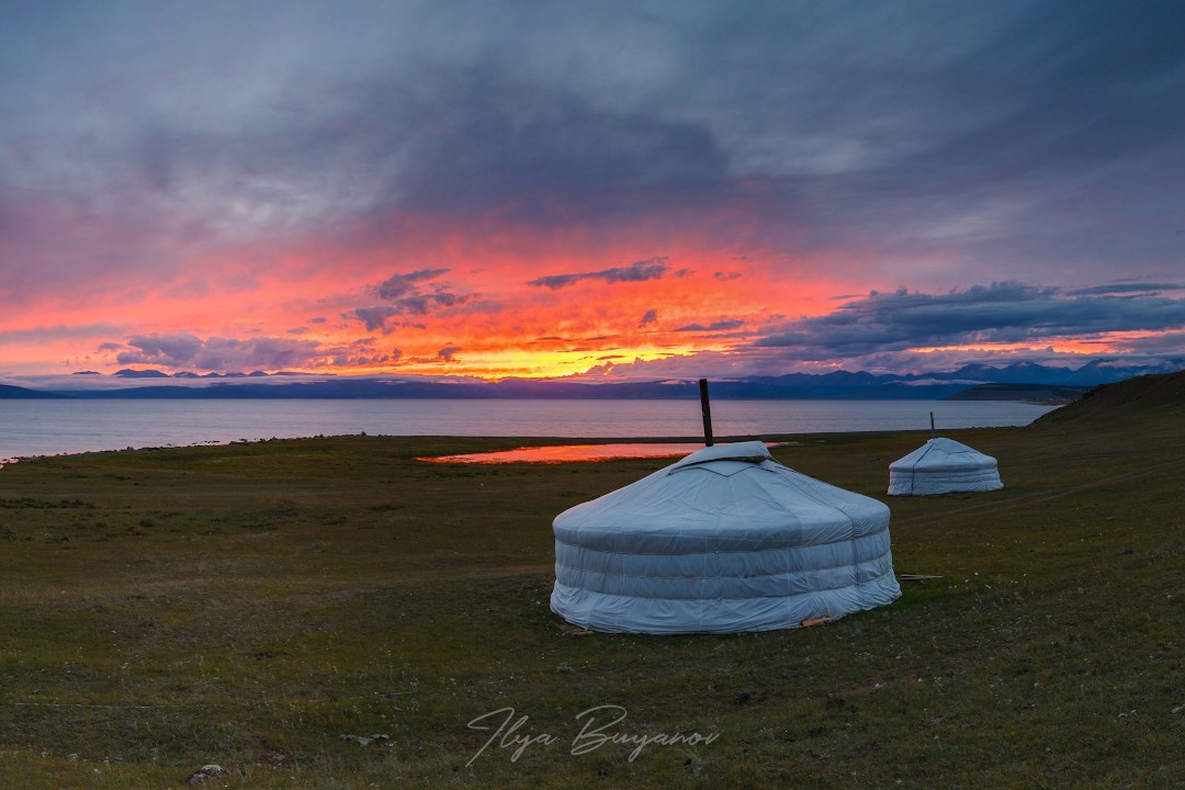 Оз. Хубсугул. Знакомство с Монголией. Илья Буянов, гид по Байкалу, фотограф — baikalsky.com