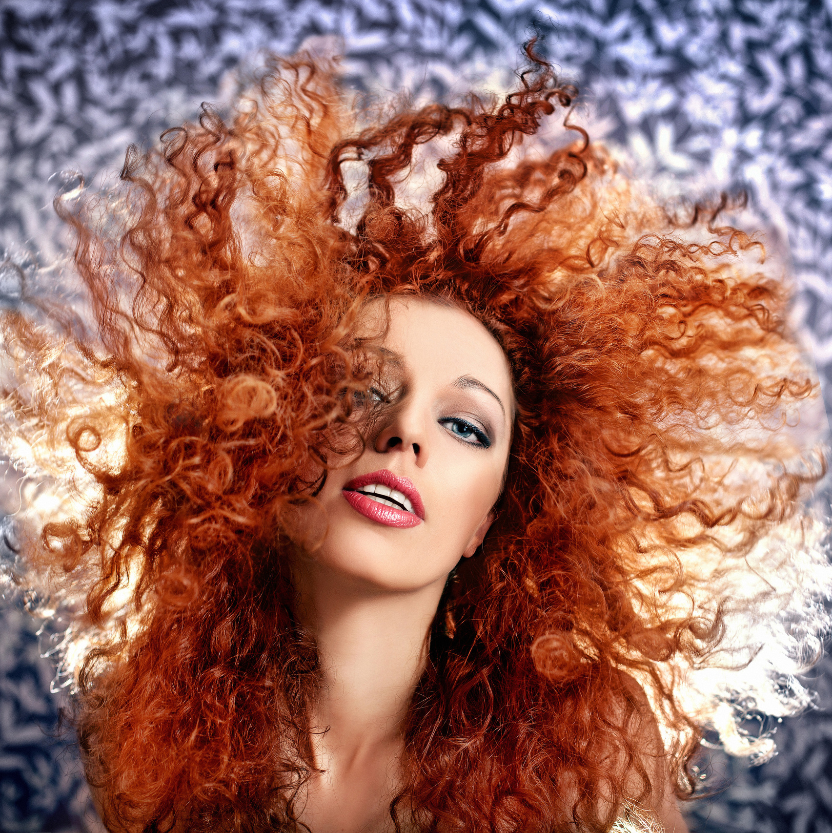 Афиша. Певица Юлия Коган