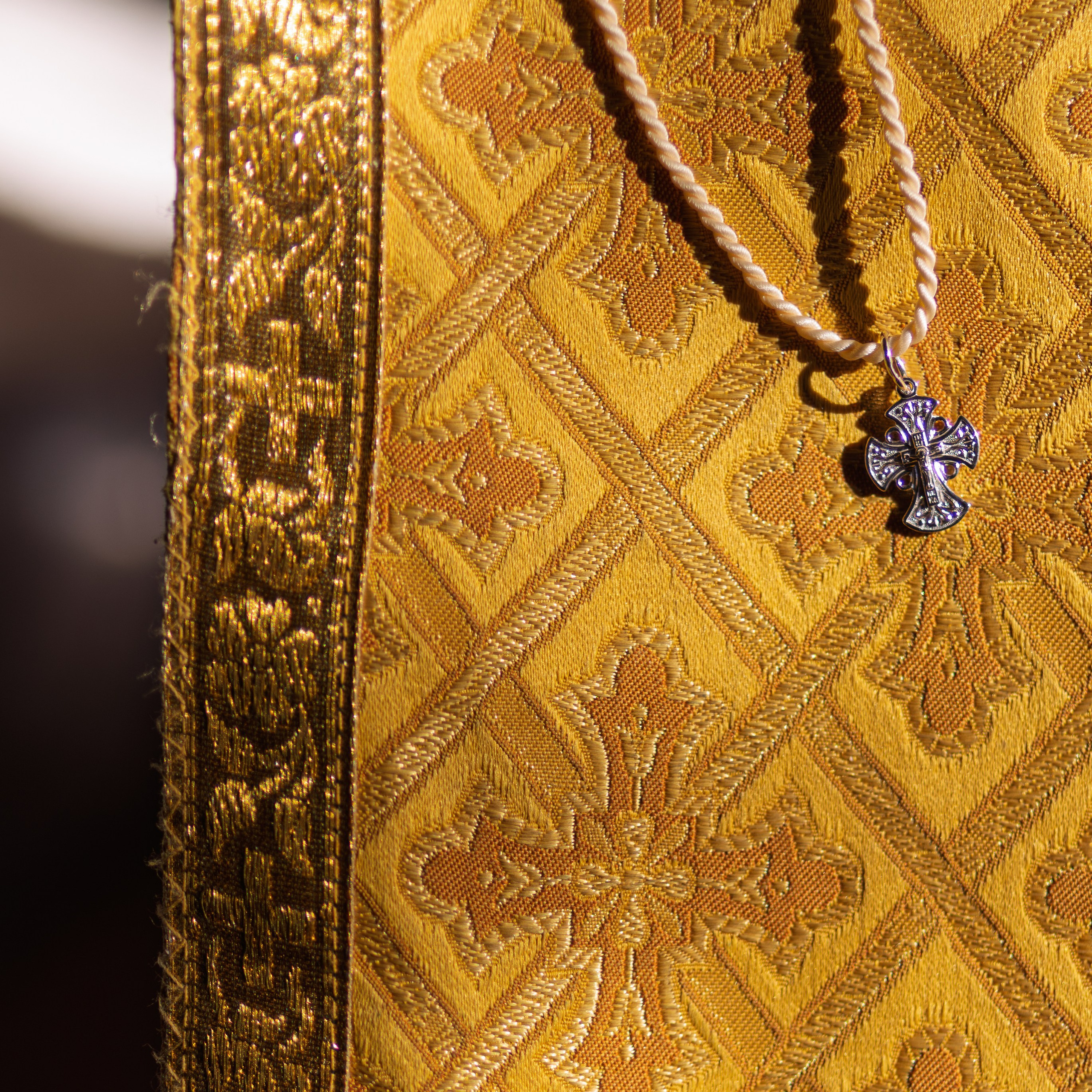 Какой крестик выбрать для крещения и почему это имеет значение. Семейный фотограф в Москве 📸