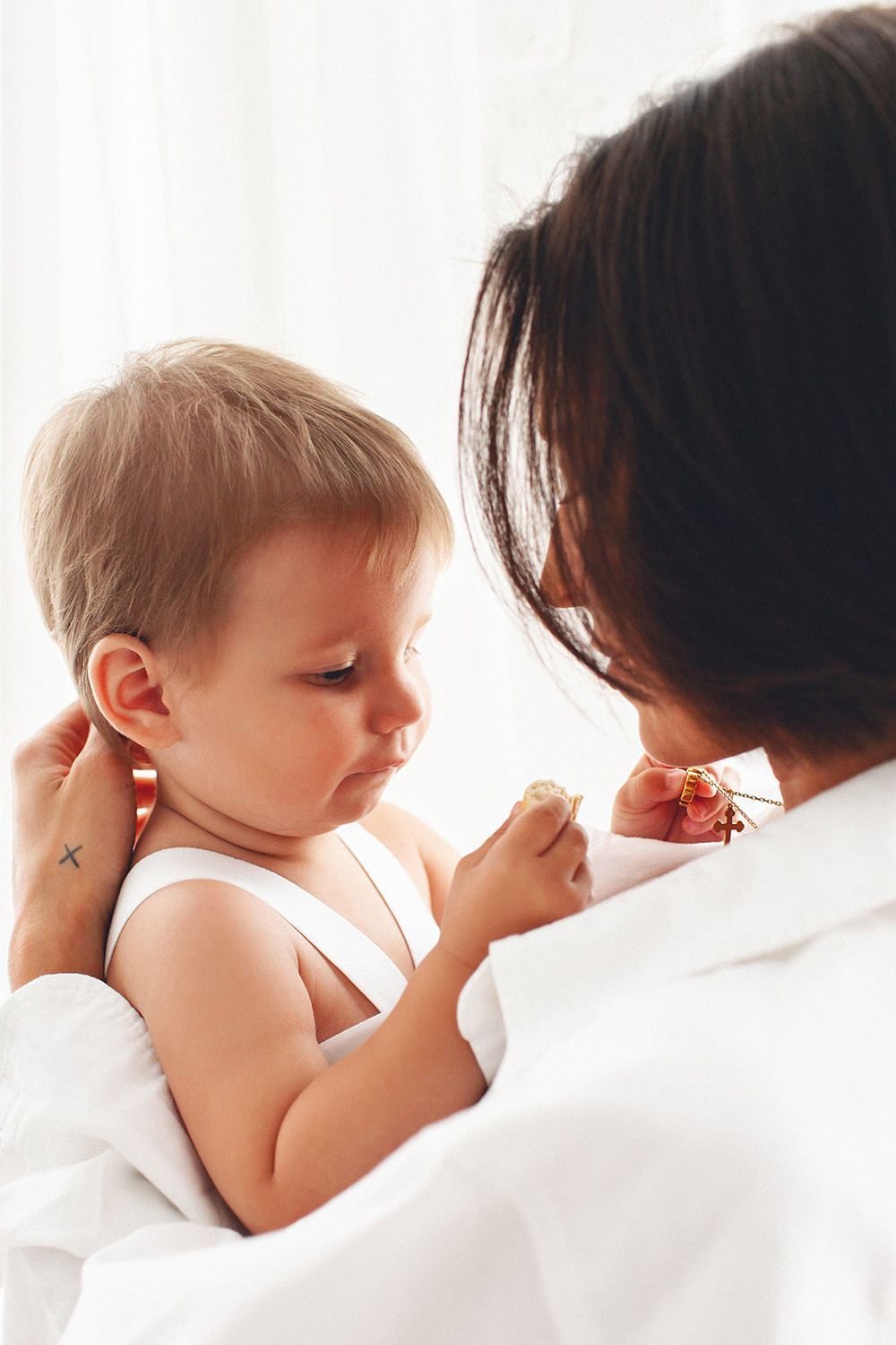 15 poses for a photo shoot on the floor. Детский фотограф в Самаре