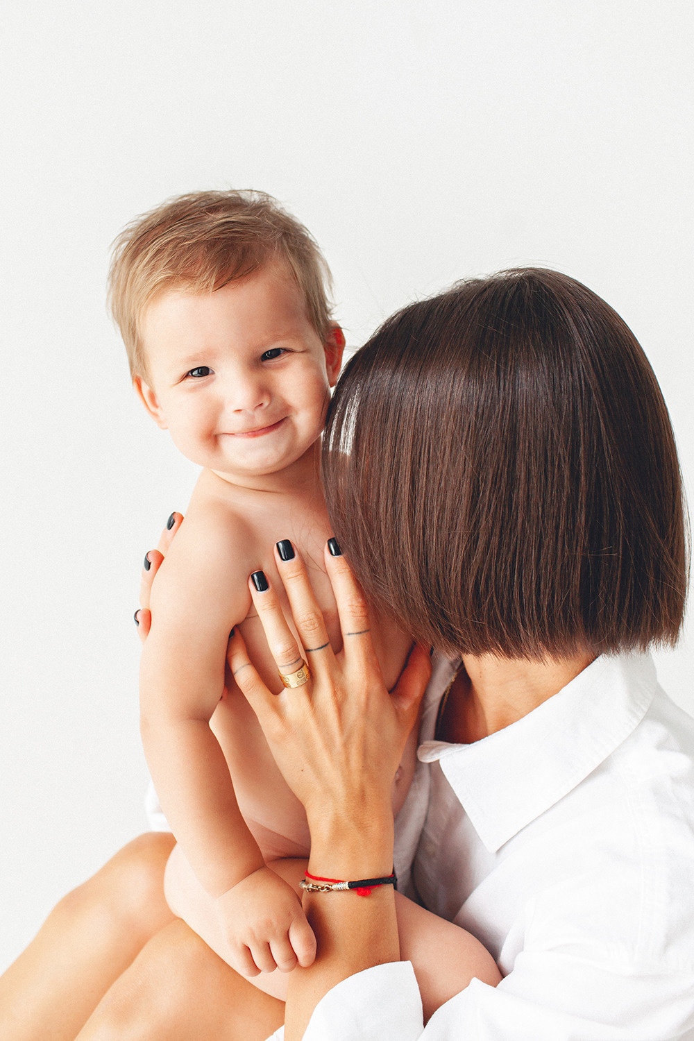 15 poses for a photo shoot on the floor. Детский фотограф в Самаре