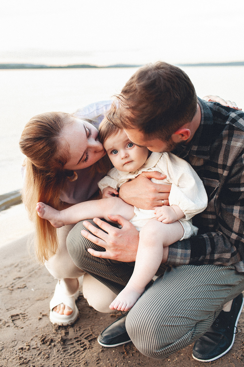 Семейная фотосессия на Набережной реки Волги в Самаре. Детский фотограф в Самаре
