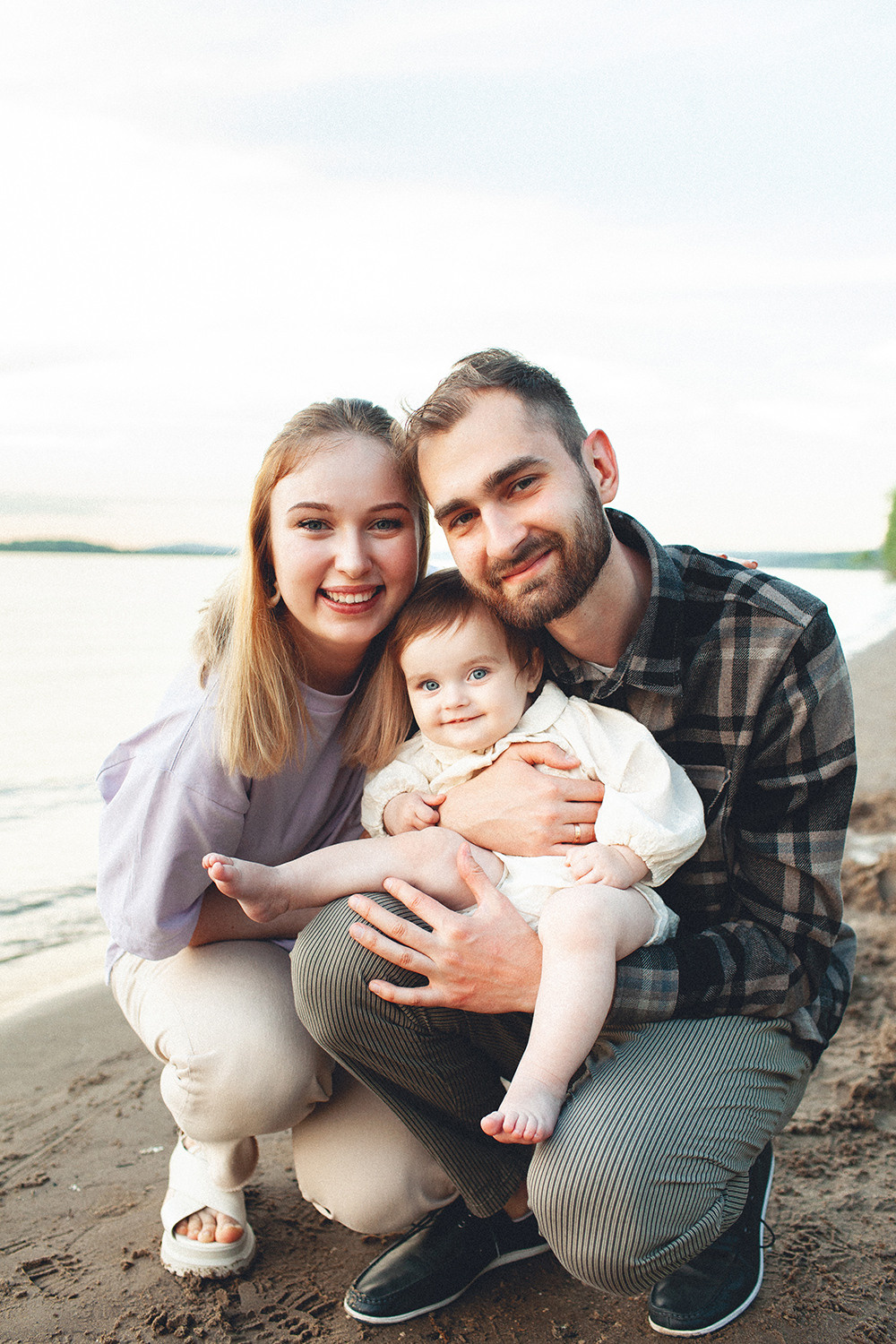 Семейная фотосессия на Набережной реки Волги в Самаре. Детский фотограф в Самаре
