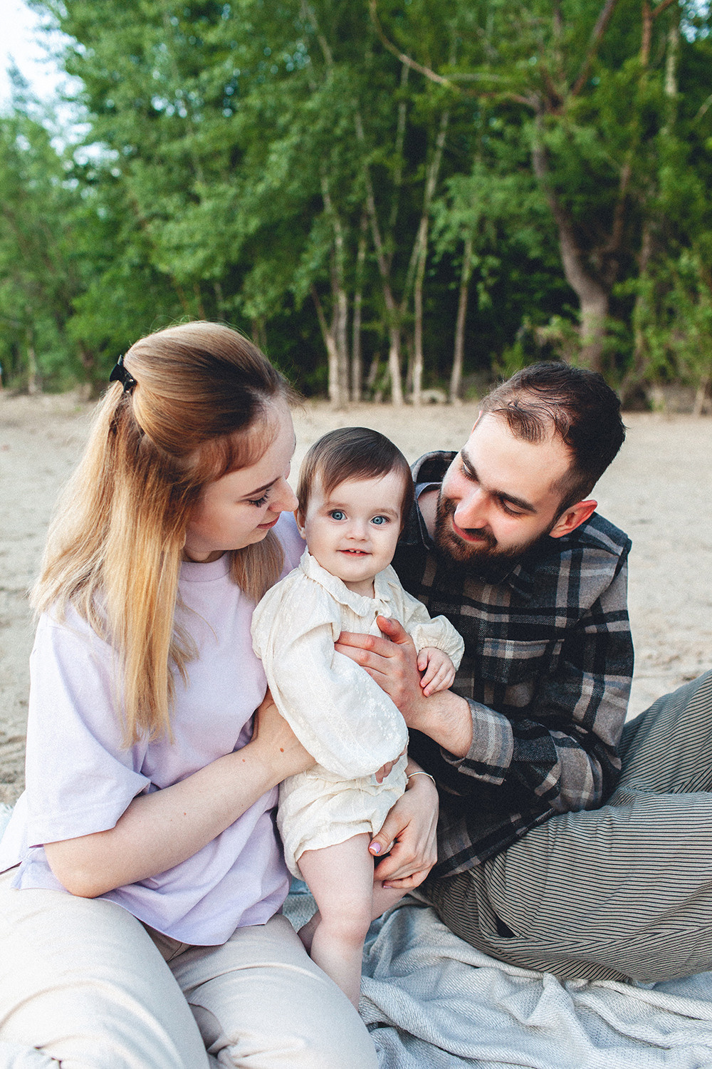 Семейная фотосессия на Набережной реки Волги в Самаре. Детский фотограф в Самаре
