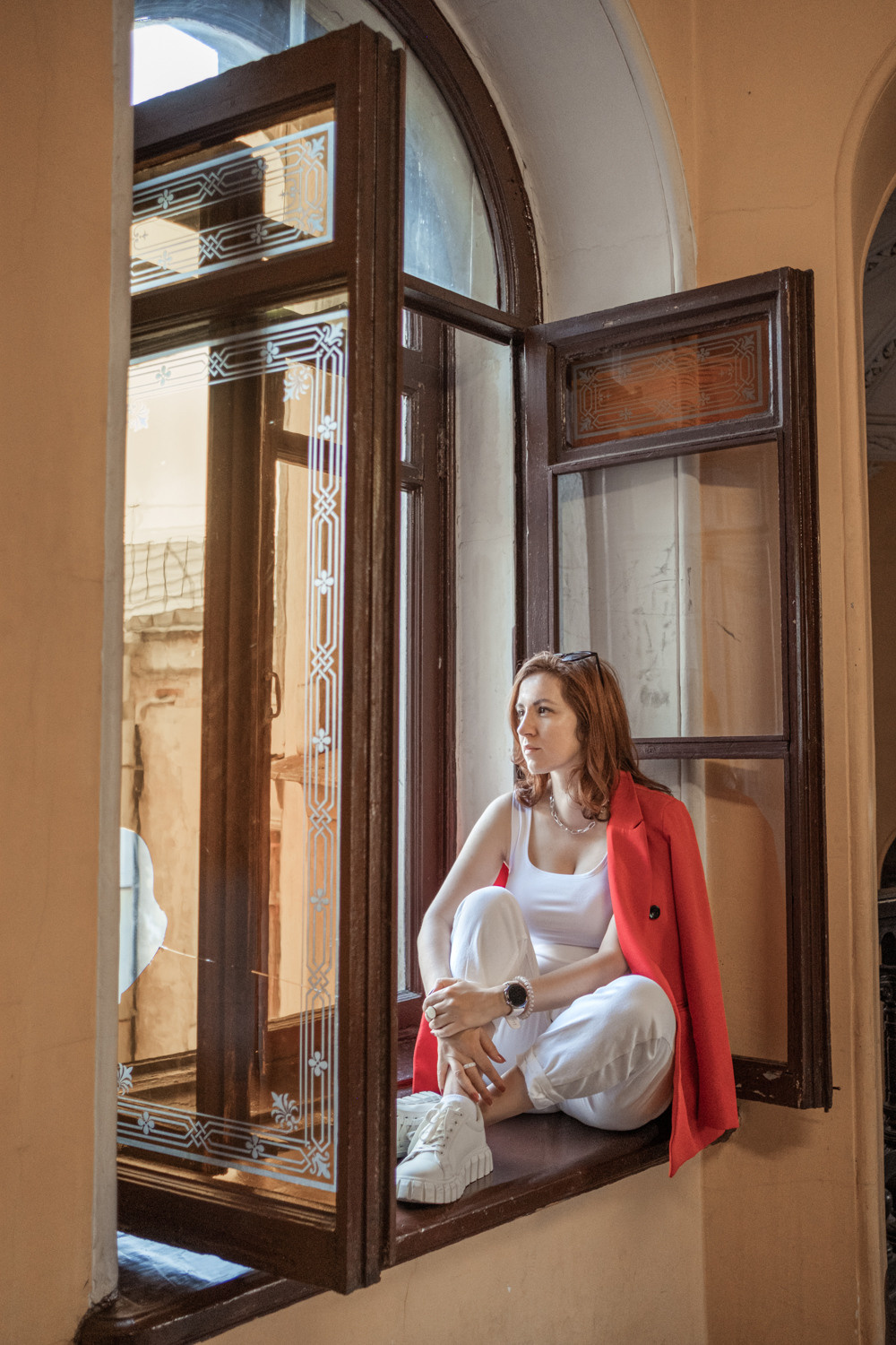 Парадная доходного дома Елисеева. Фотограф и искусствовед в Туле и Санкт-Петербурге Нелли Некрасова