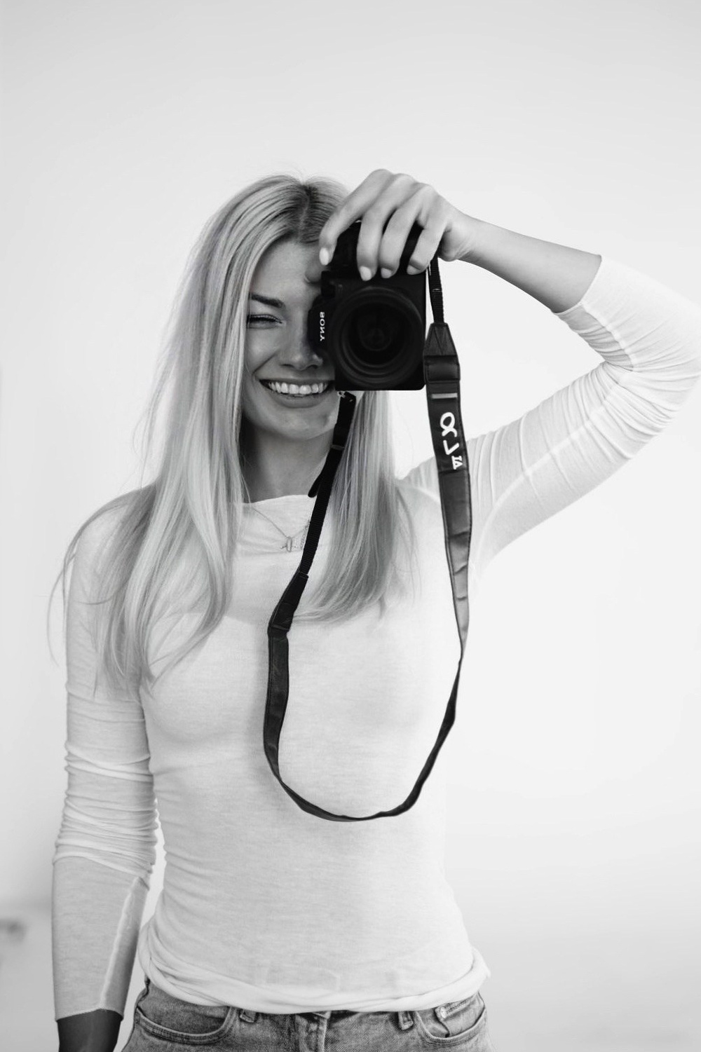 Контакты. Фотограф Елизавета Савина