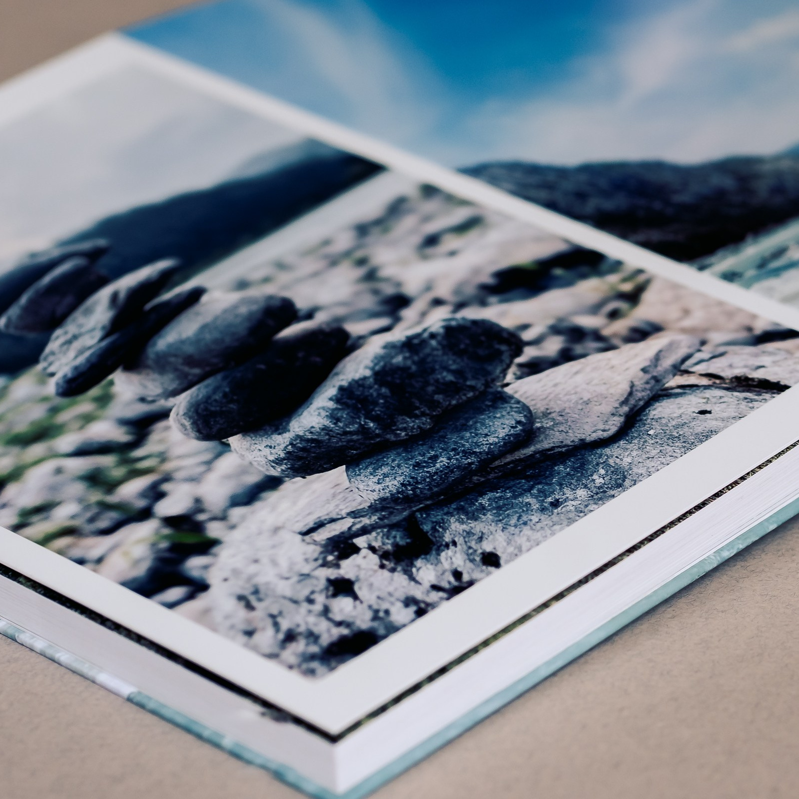 Отбор фотографии для печати фотокниги. Семейный и детский фотограф в Омск Пугачева Елена