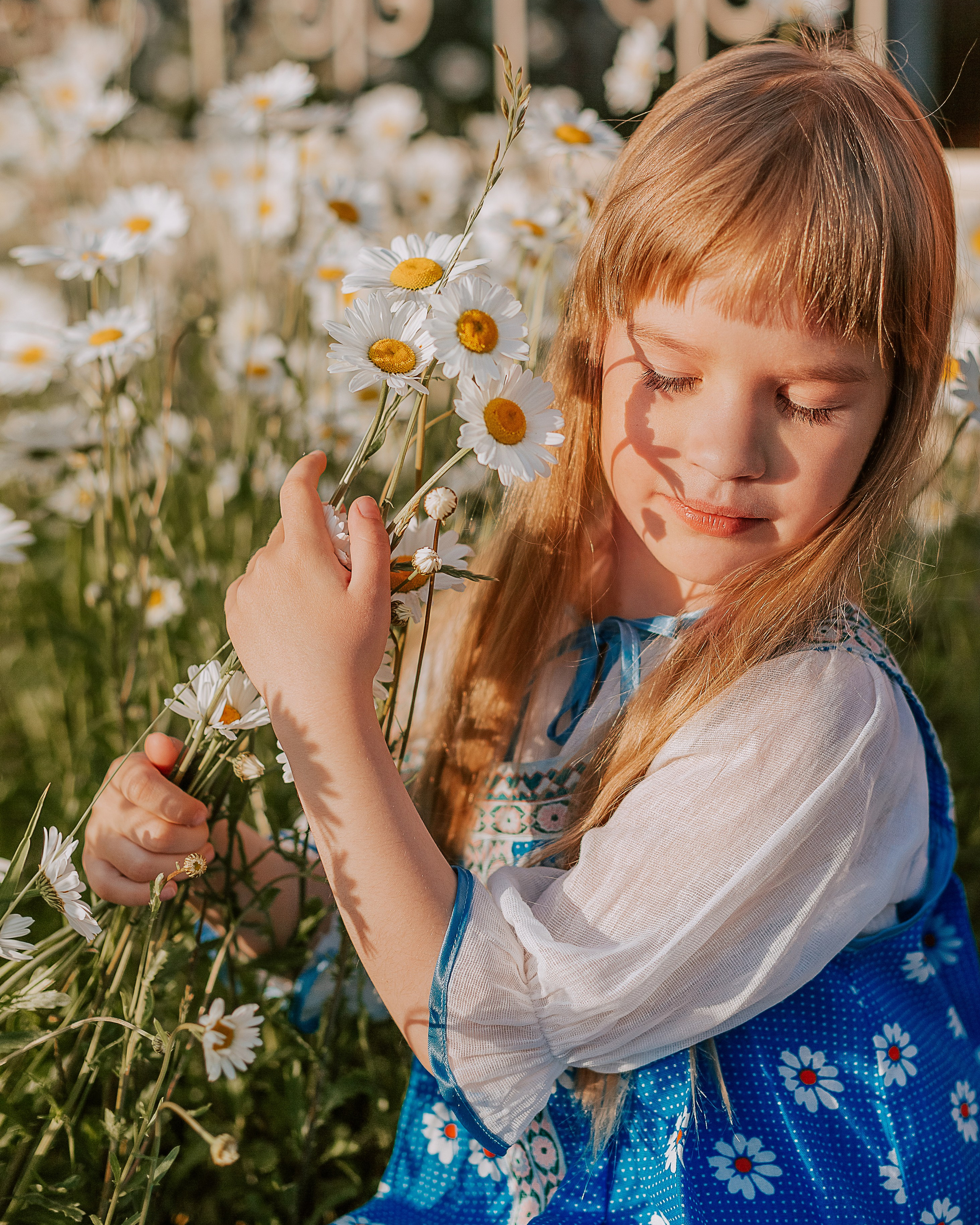 Семейная фотосессия, фотосессия в деревне, деревенский дом, чаепитие. Профессиональный фотограф, фотохудожник, видеограф из Москвы