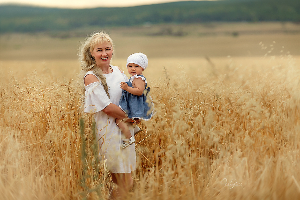 В пшенице. Детский и семейный фотограф в Екатеринбурге