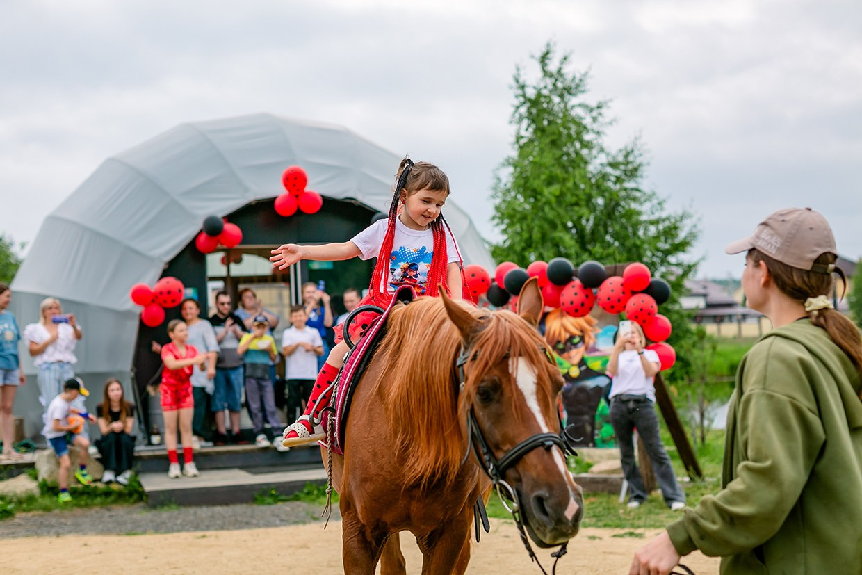 Детский день рождения в Мичуринских прудах. Детский и семейный фотограф в Екатеринбурге