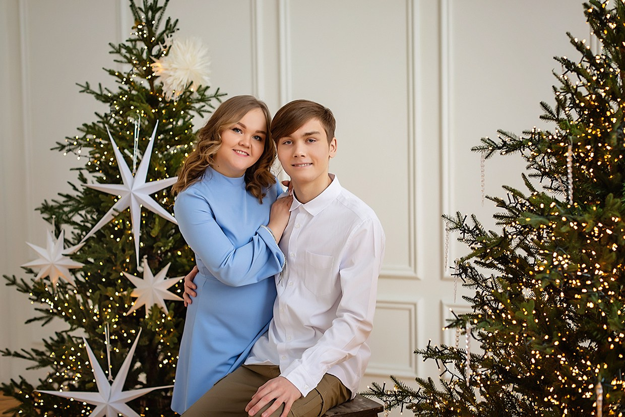 Фотосессия Большой семьи в фотостудии Svet. Детский и семейный фотограф в Екатеринбурге