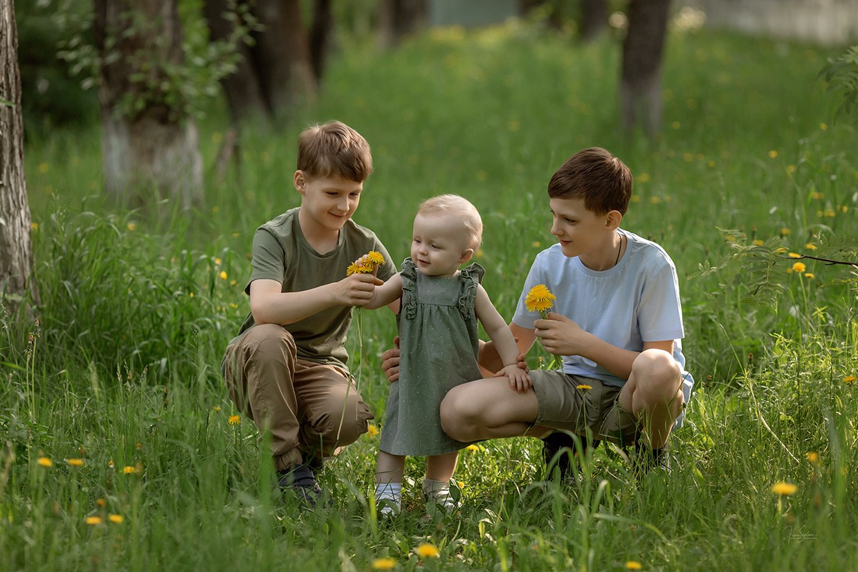 Семейная фотосессия в парке ДК Эльмаш. Детский и семейный фотограф в Екатеринбурге