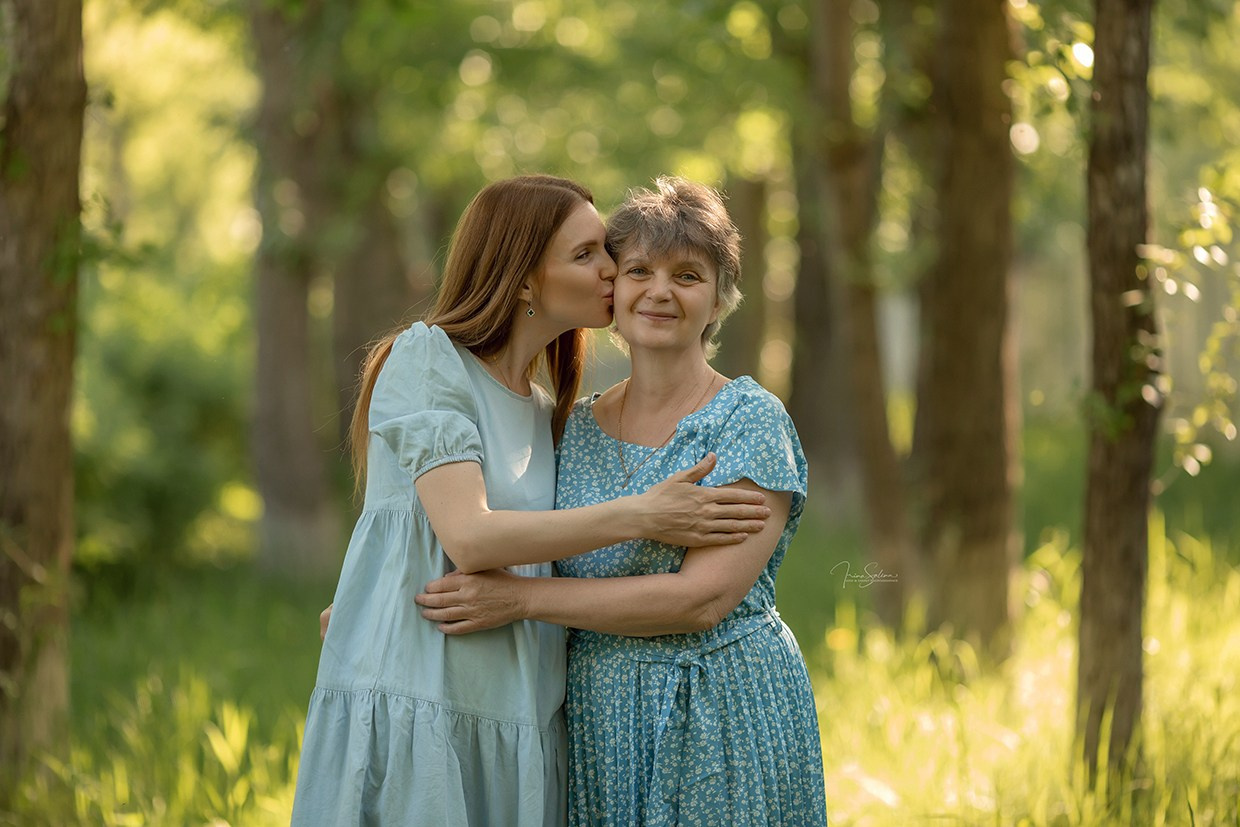 Семейная фотосессия в парке ДК Эльмаш. Детский и семейный фотограф в Екатеринбурге