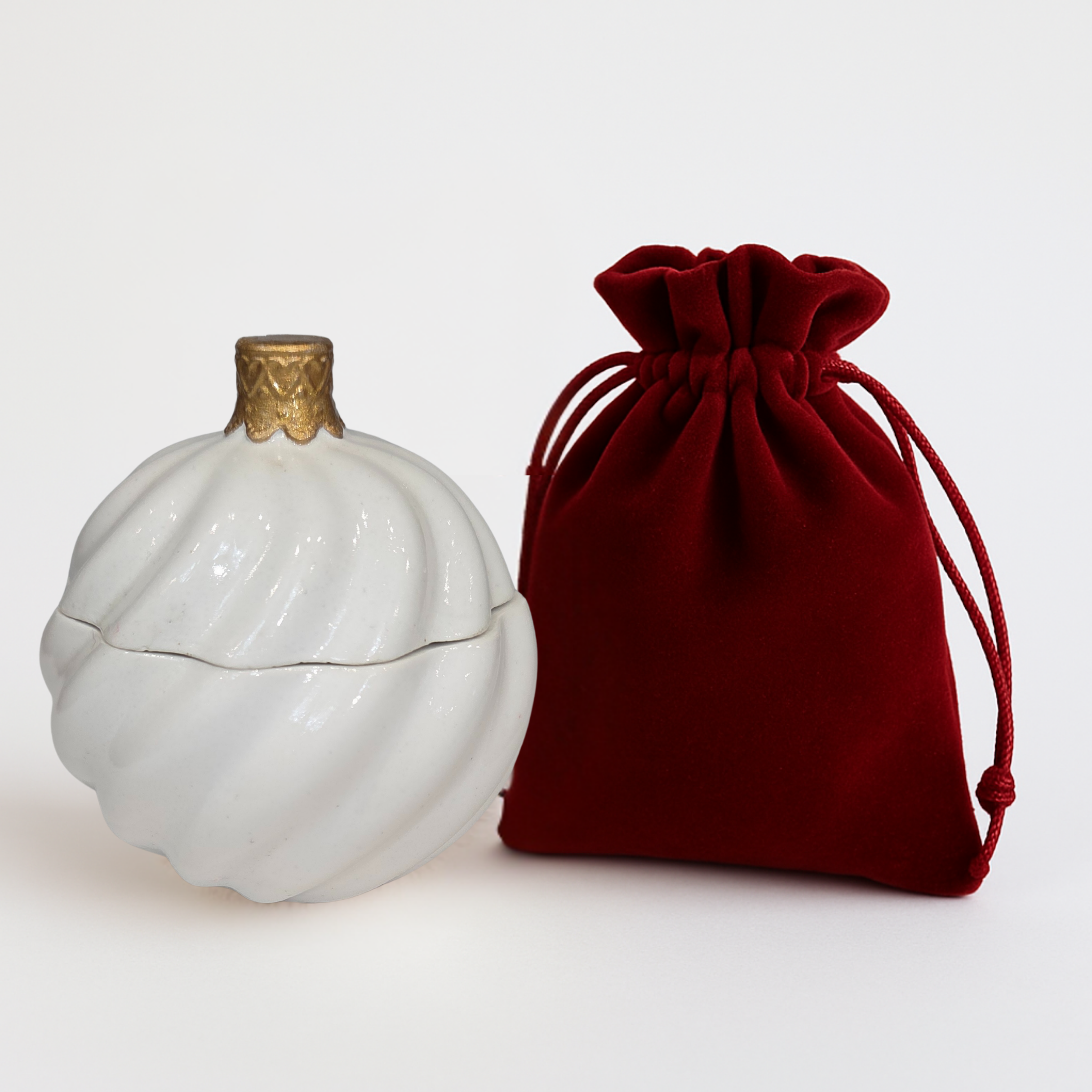 Премиум свечи и аромасаше с логотипом на заказ под ключ. Корпоративные и оптовые заказы. Свечи и саше из гипса на заказ. PARFDESIGN — премиальные аромасвечи, свечи-цветы, дизайнерские свечи и аромасаше под вашим брендом под ключ. Производство от 2-х дней