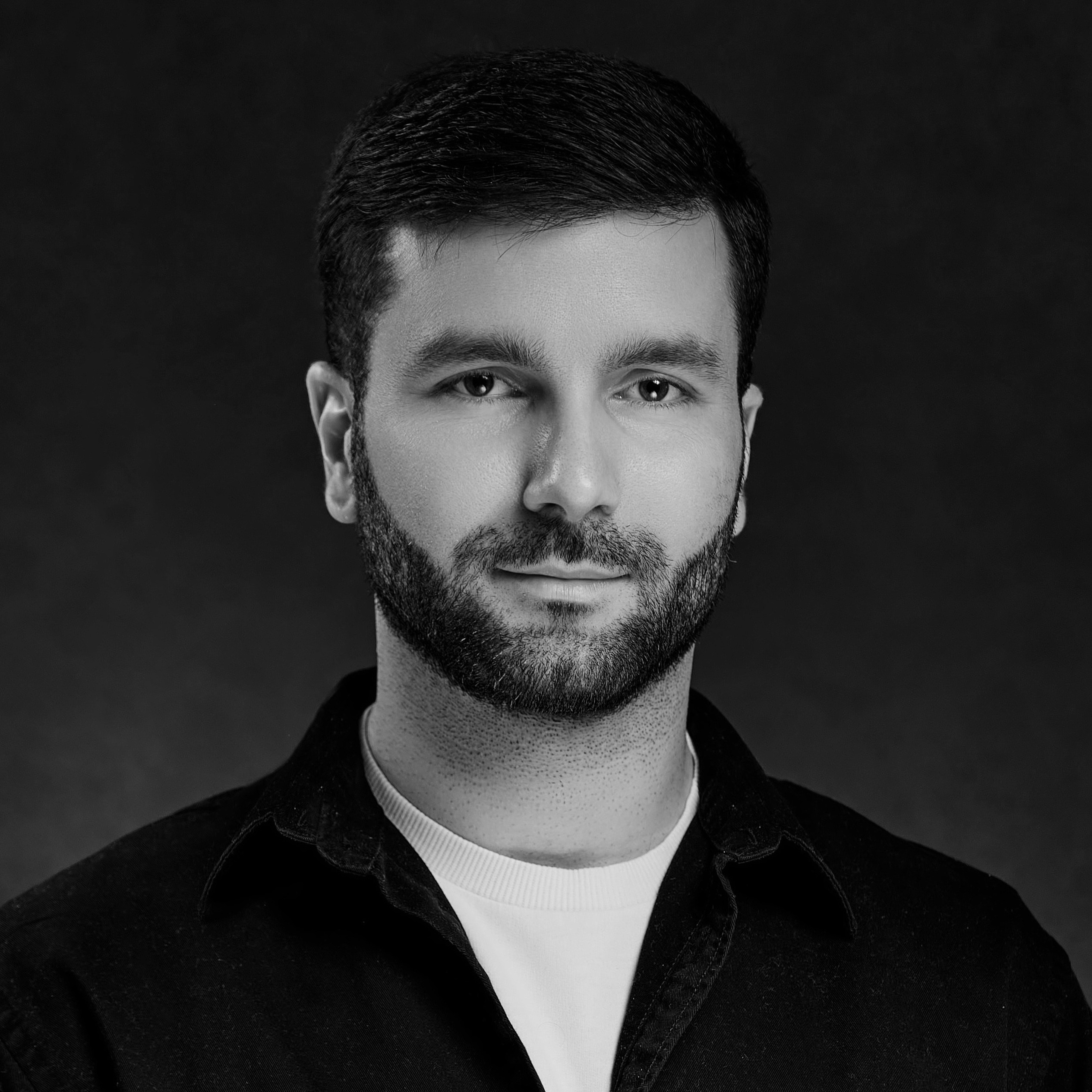 Контакты, видеосъемка Москва. Light Media — креативный видеопродакшн