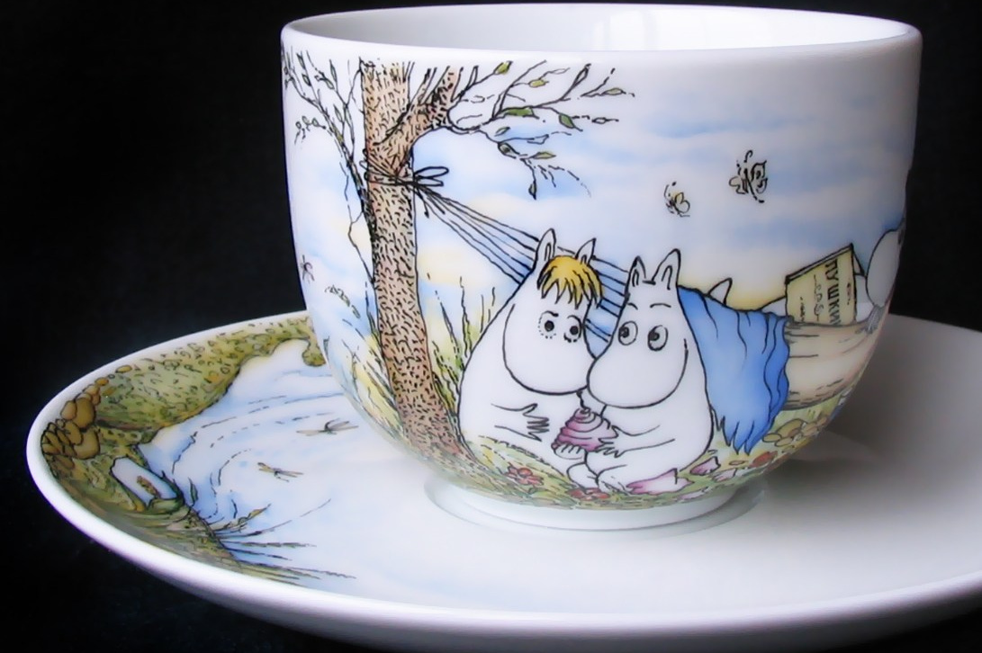Чайная пара с Муми-троллями. Роспись фарфора на заказ в Санкт-Петербурге. 