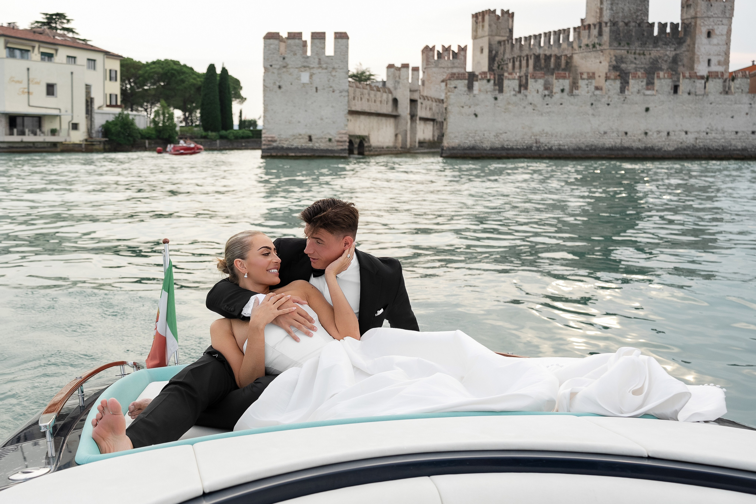 PROPOSAL & ELOPEMENT PLANNING. Maria Anistratova | Destination Photographer, Videographer & Drone Pilot — Lake Como