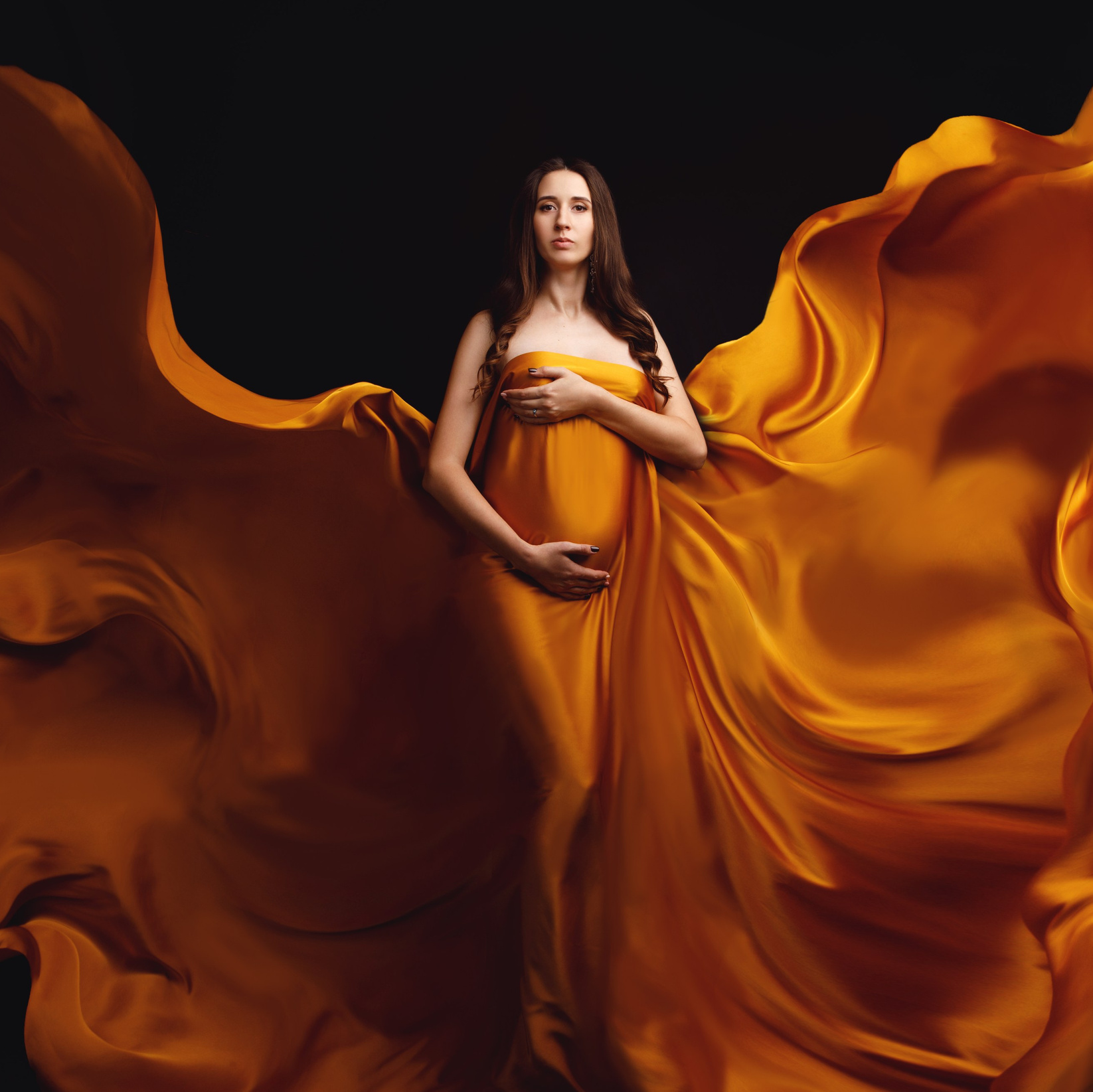 Фотосессия беременности в Москве — съемка беременных в студии