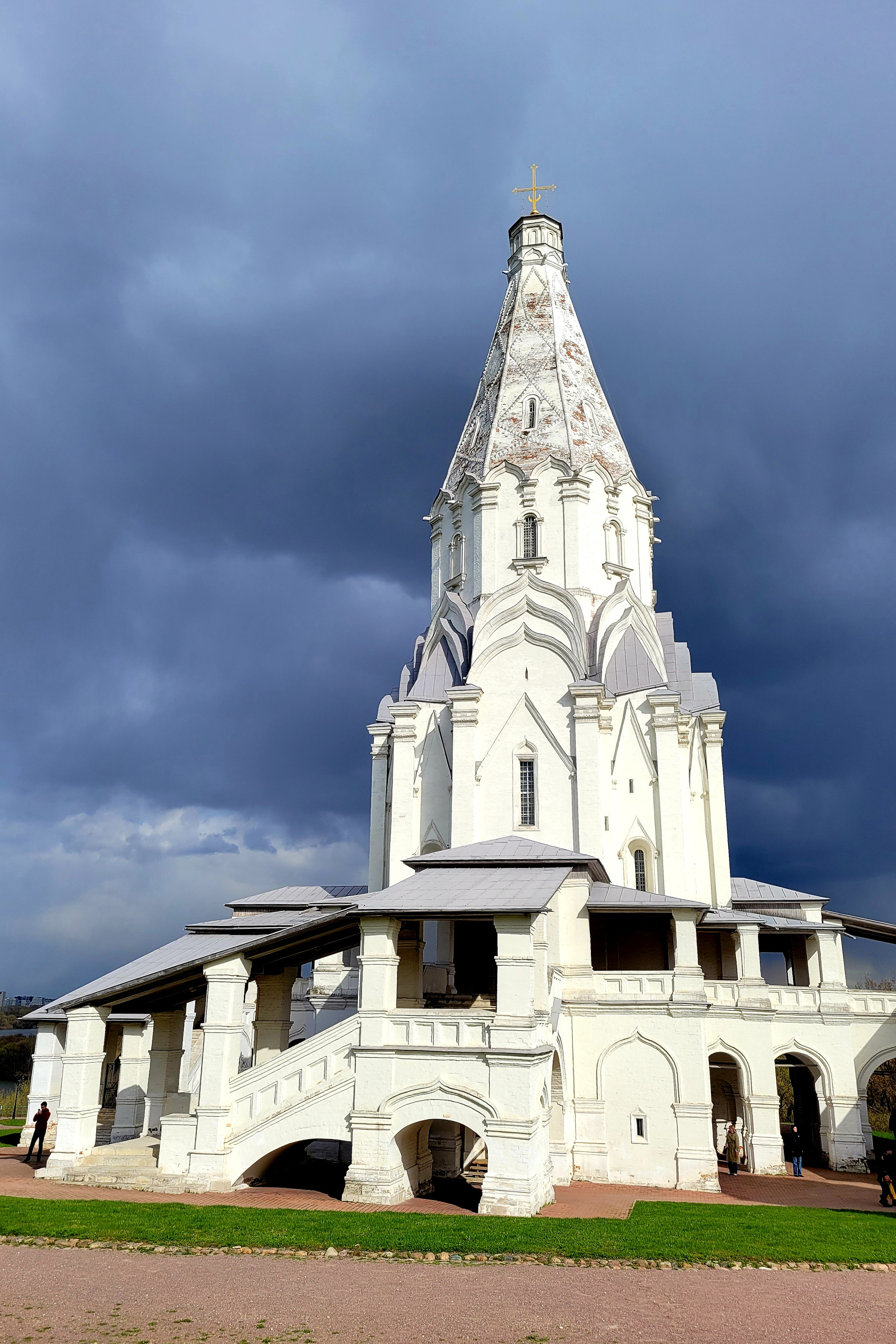 Russia. Moscow. Walk&Fly with Batay