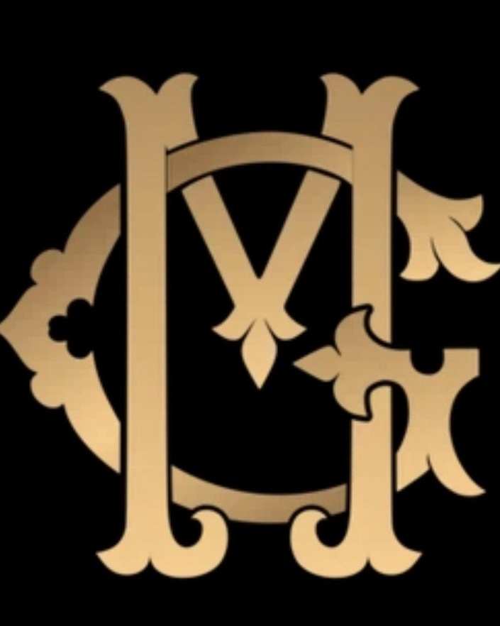 О Себе. Свадебный Фотограф в Москве Гор Магтагян