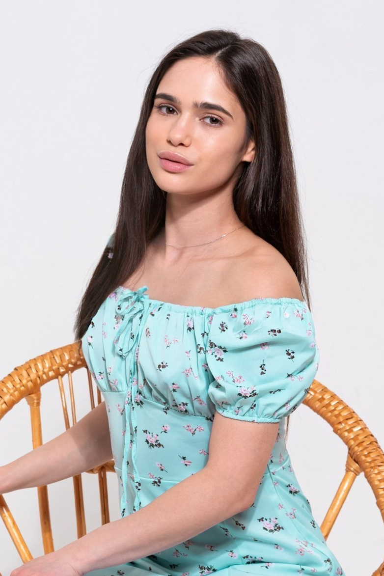 Модели для каталогов. База моделей для каталожной и рекламной съемки. ТМ Продакшн — Съемка для маркетплейсов в Москве