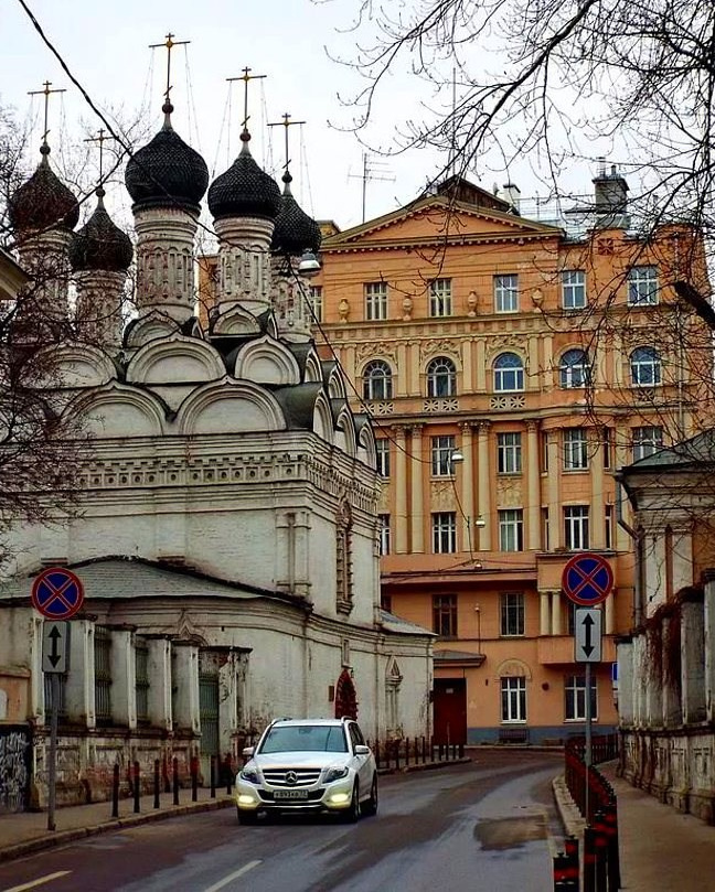 Уникальные экскурсии по центру Москвы. Индивидуальные авторские экскурсии, музеи и выставки в Москве