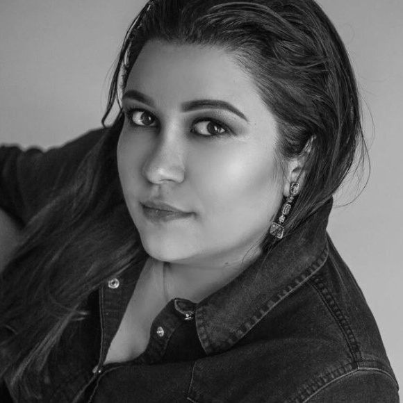CONTACTS/BIO. Halifax Photographer — Kristina Konstantinidi