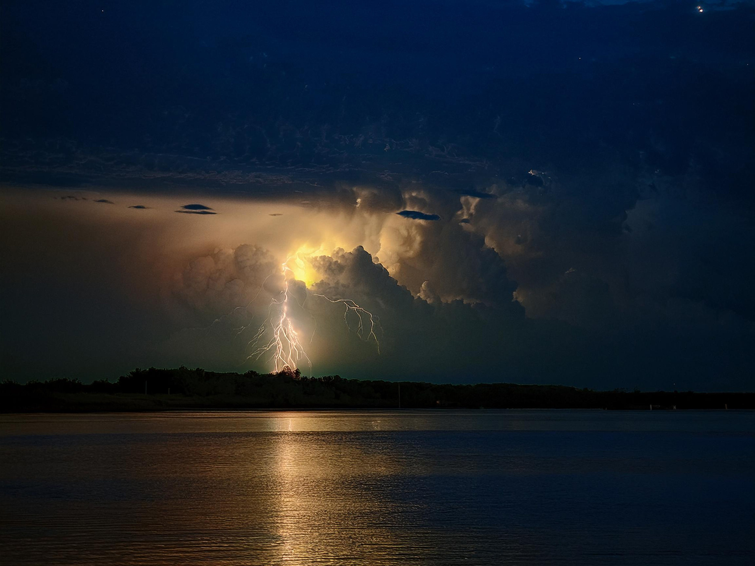 Как сфоткать молнию?. Safronov Ivan — a portrait photographer in Moscow