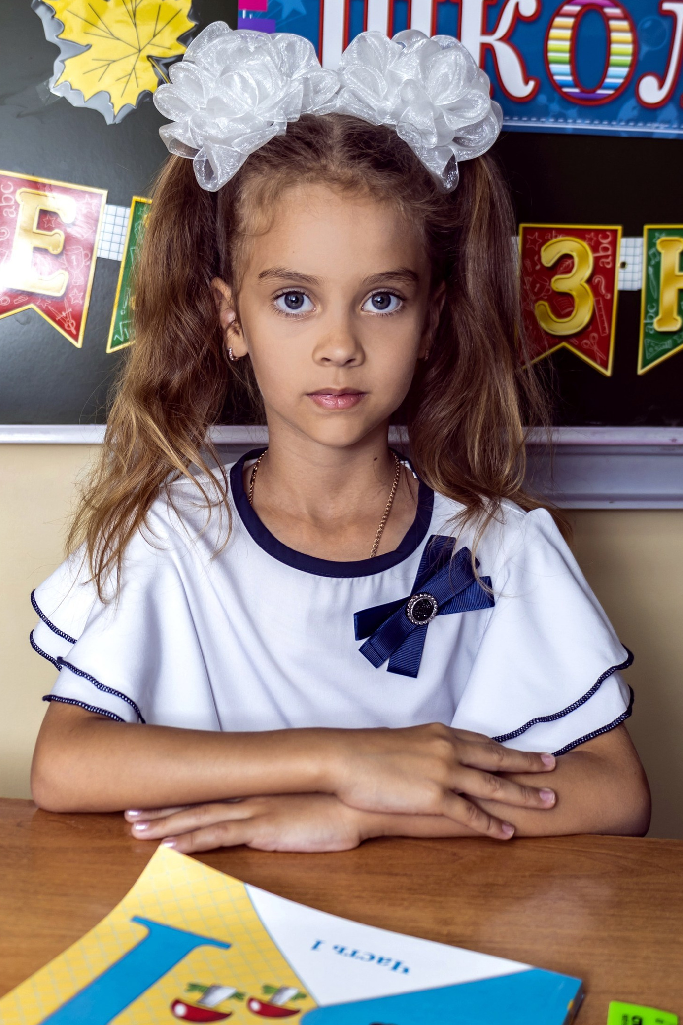 Примеры выпускных фотоальбомов. Свадебный фотограф ростовская область