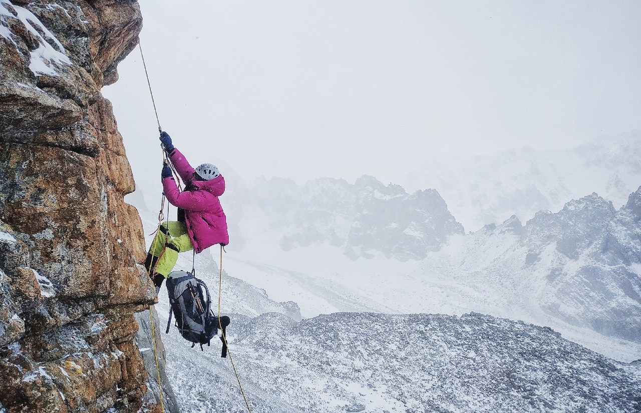 Приключения в Ала-Арче. Премия Стальной Ангел