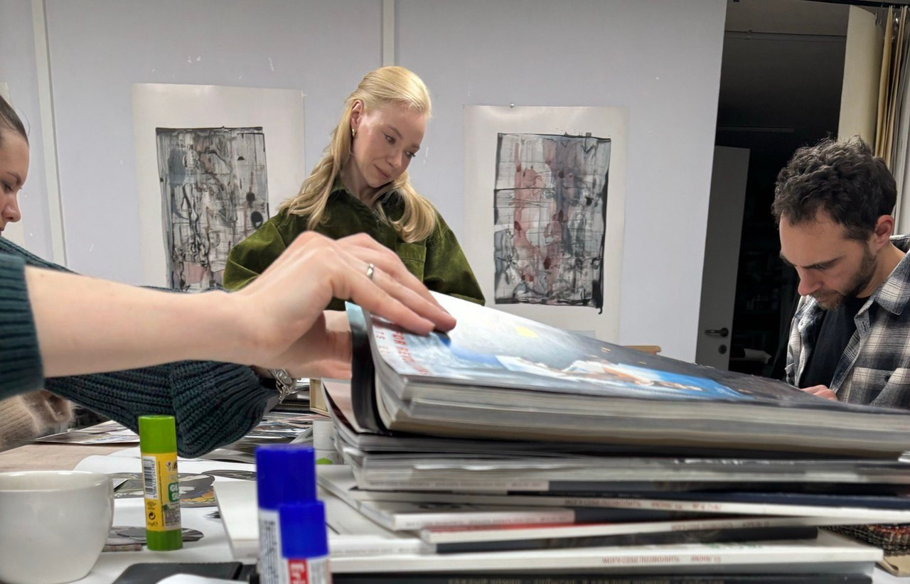 Коллажный клуб «Встречи с собой»: самопознание и творчество. Художник Даля Бучионите