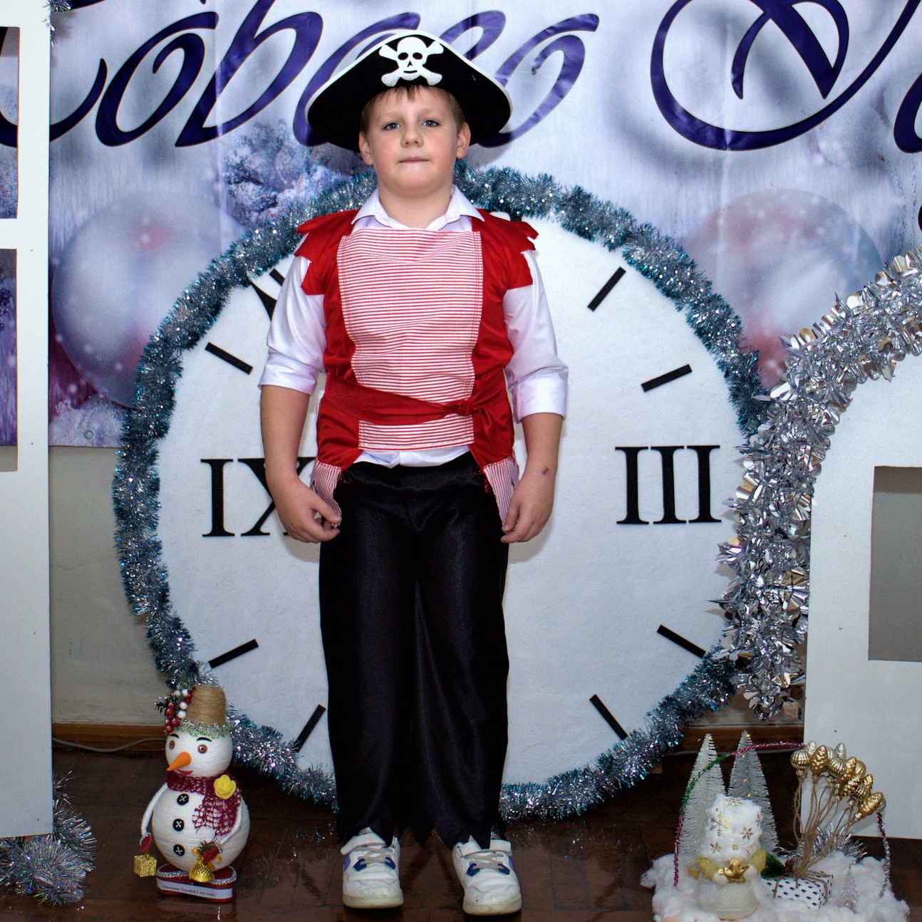 Прайс фото и видеосъемка вручение аттестатов и утренников в детском саду. Свадебный фотограф ростовская область