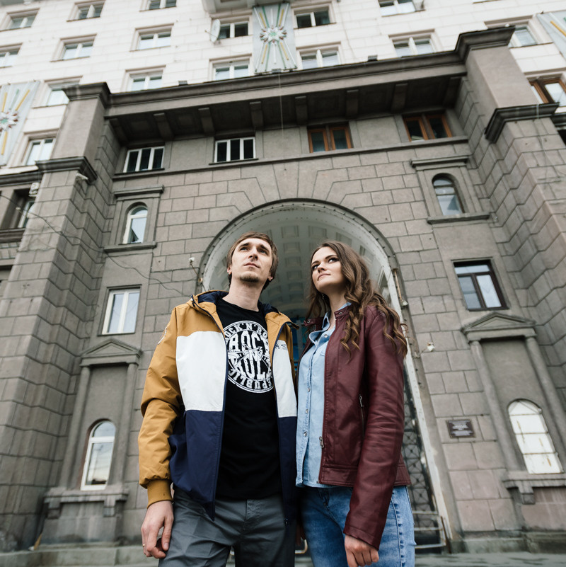 Про нас. Свадебное видео и выпускные альбомы в Челябинской области in LENS