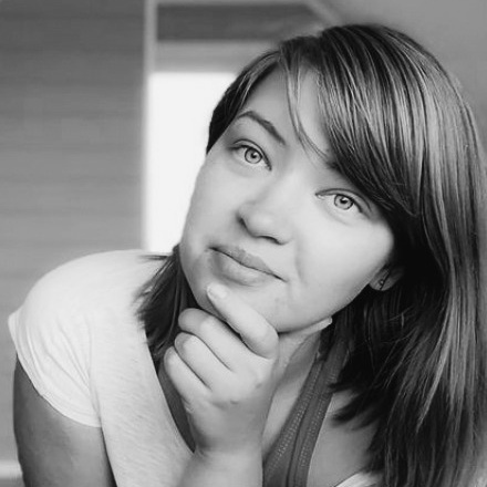 ОТЗЫВЫ. ВИДЕОГРАФ, РЕЖИССЕР — КАТЯ ГУСЕВА