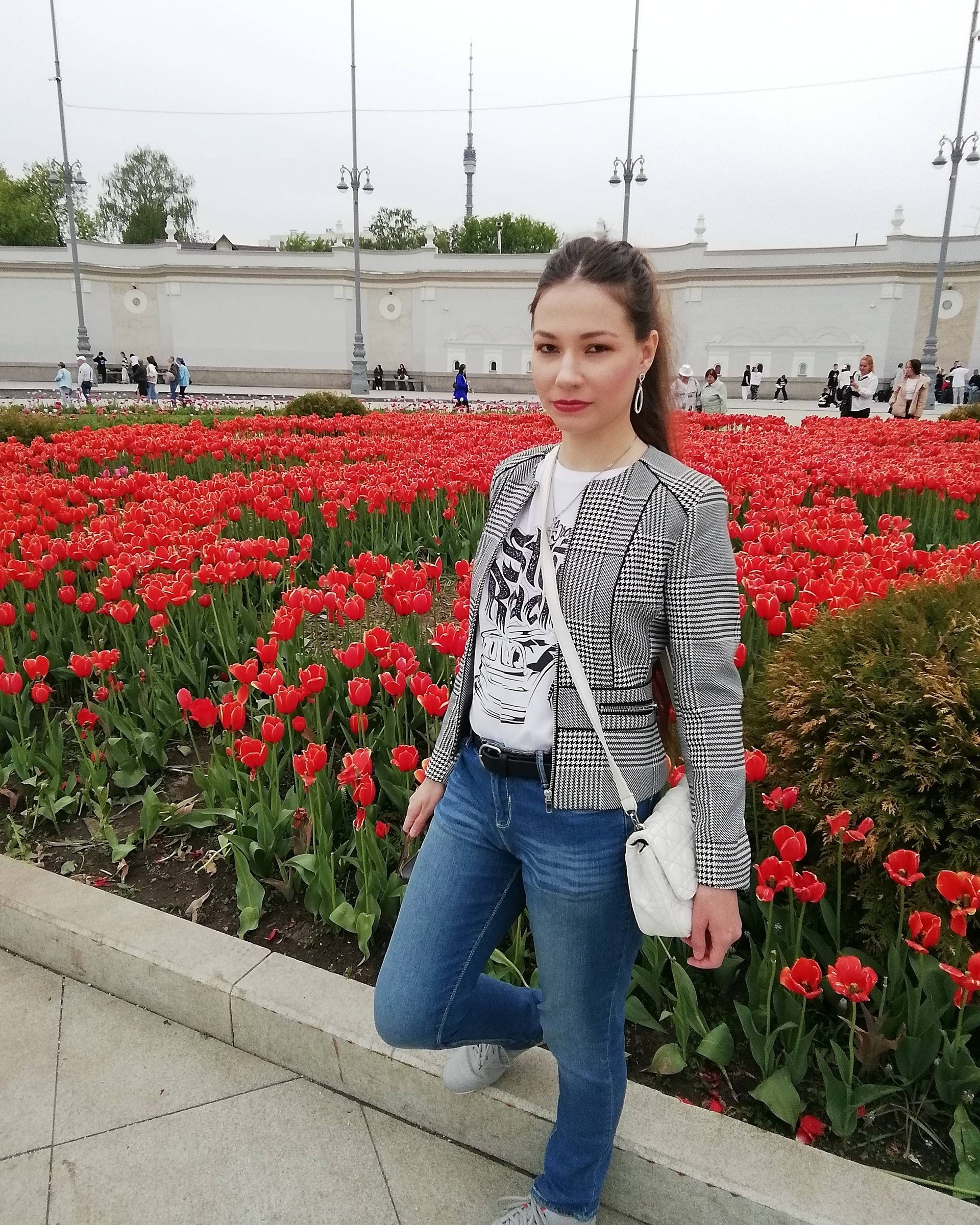 Здесь вы можете заказать стихи и песни, которые сделают ваше мероприятие особенным!