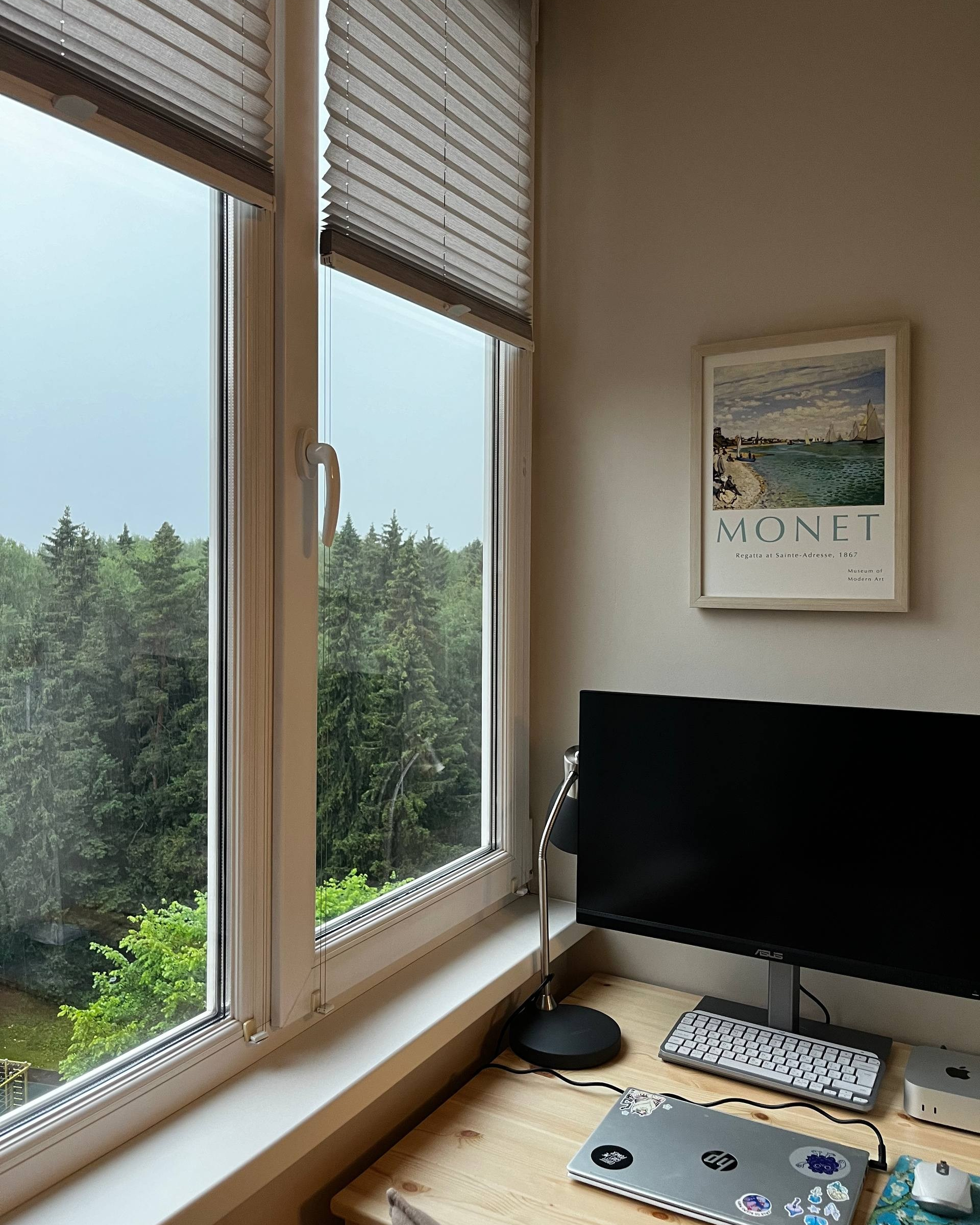 Рабочее пространство на фрилансе. Маркетолог в Москве, специалист по коммуникациям и рекламе Аня Смоляга