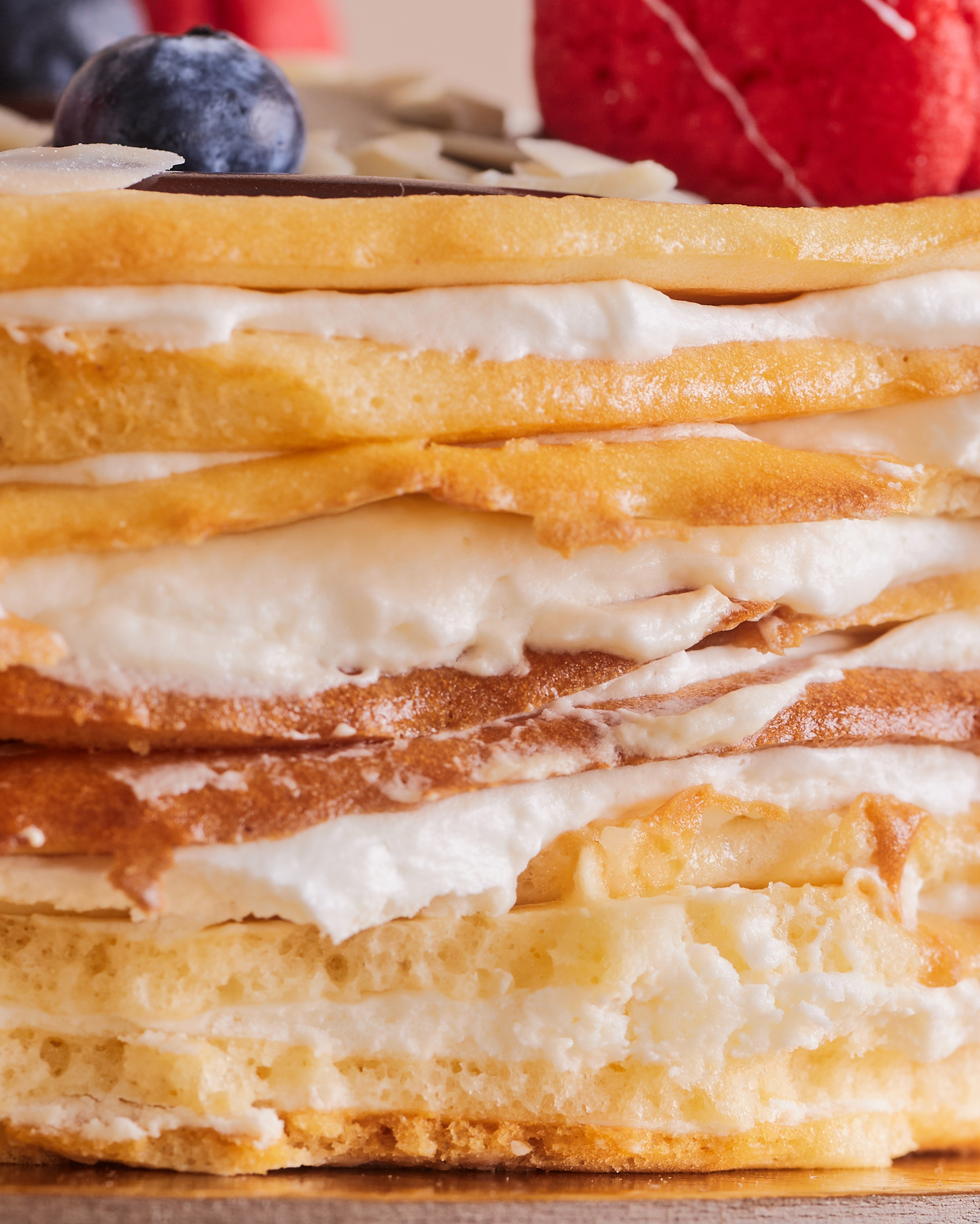 С любовью и заботой: история пекарни, которая возвращает вкус детства в каждом кусочке свежей выпечки. Фуд-фотограф и SMM в Москве