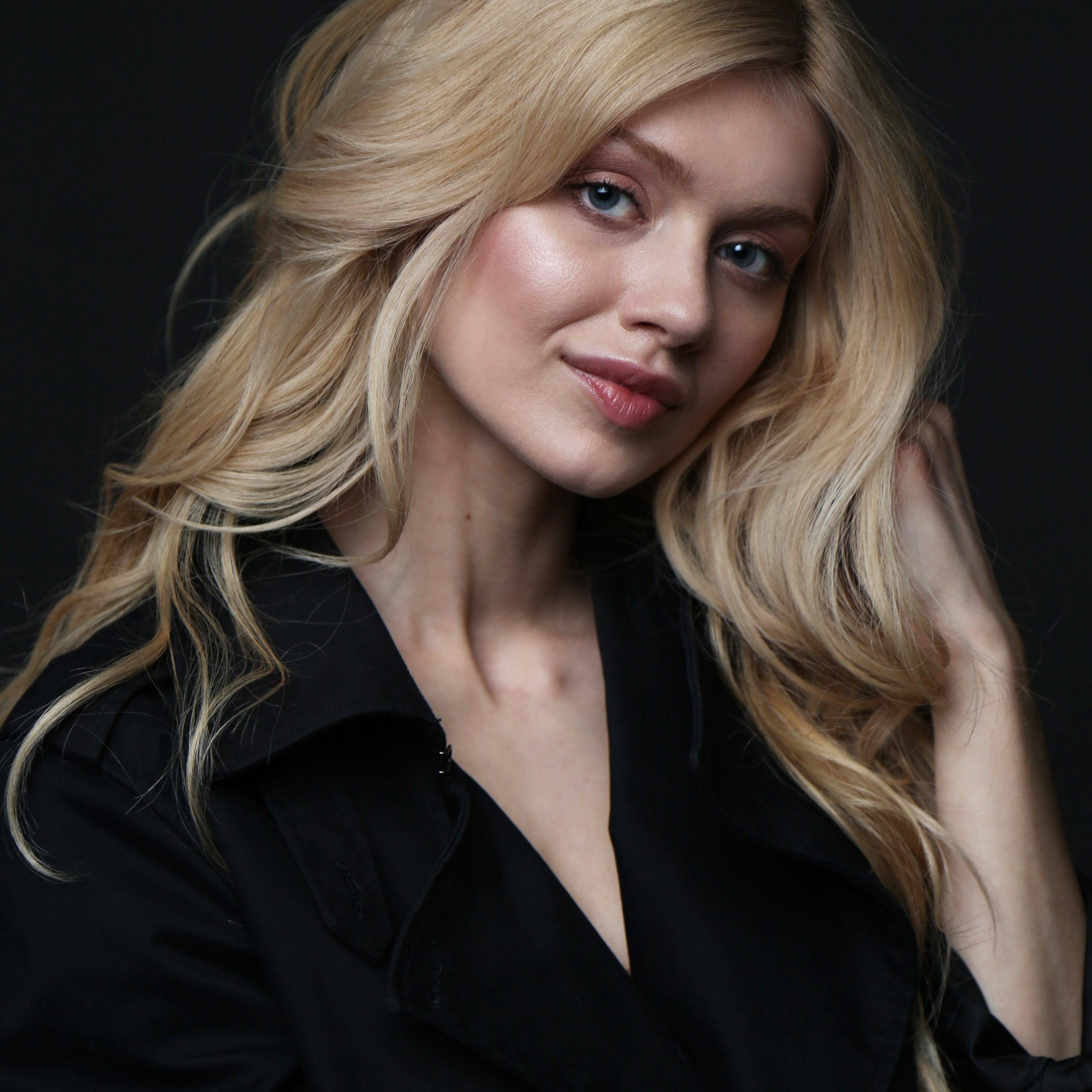 Фотосессия в студии в Москве от профессионального фотографа услуги по доступным ценам