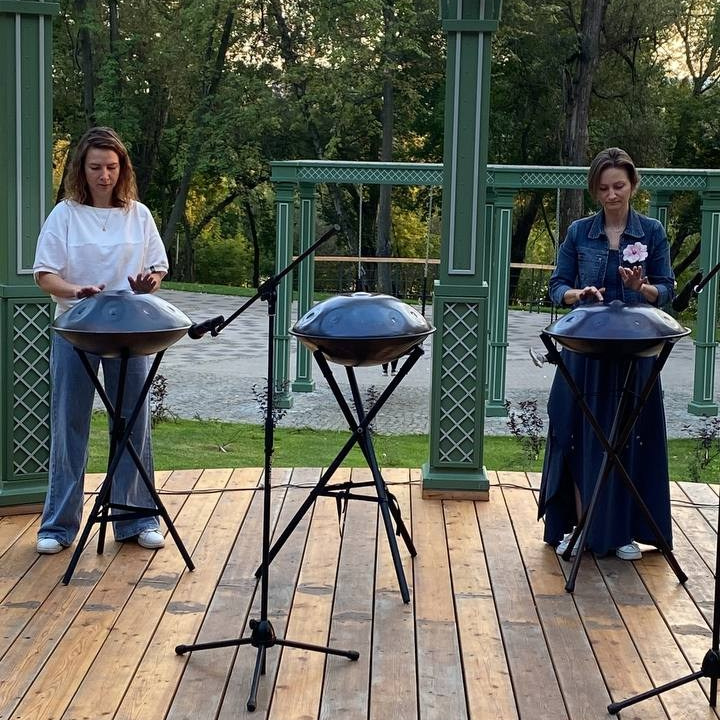 Выступления. Ханг-дуэт «Биение Сердца»