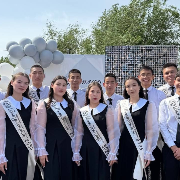 Выпускные именные ленты на заказ. Свадебный фотограф в Астрахани Анна Шишкина